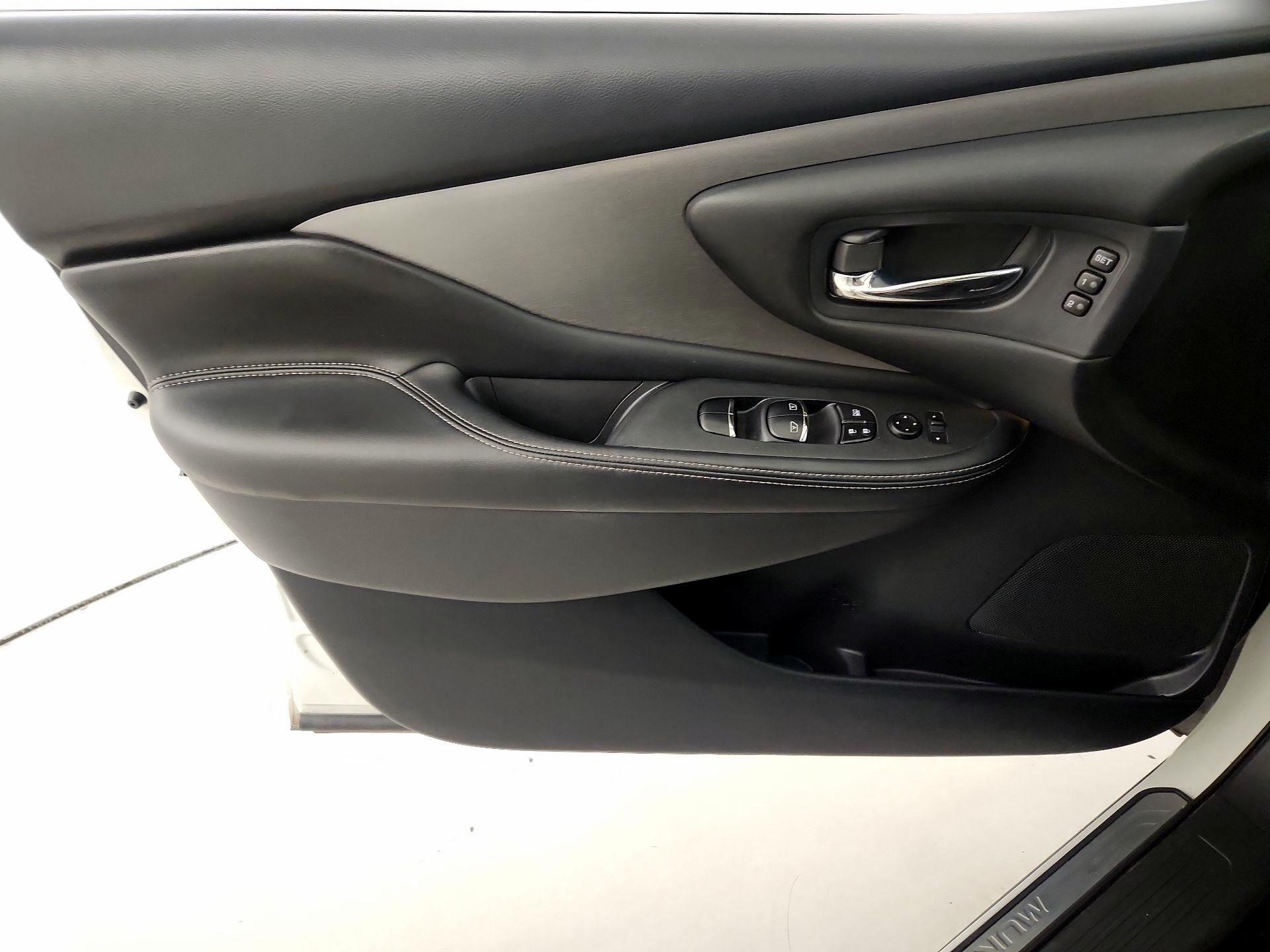 Thumbnail: 2020 Nissan Murano - 12
