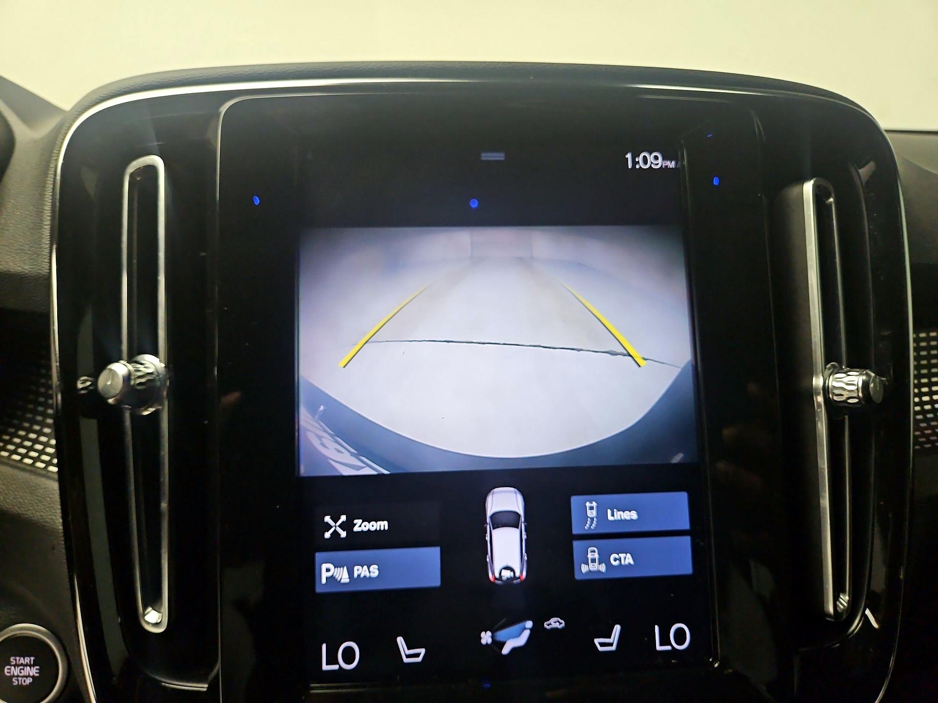 Thumbnail: 2020 Volvo XC40 - 15