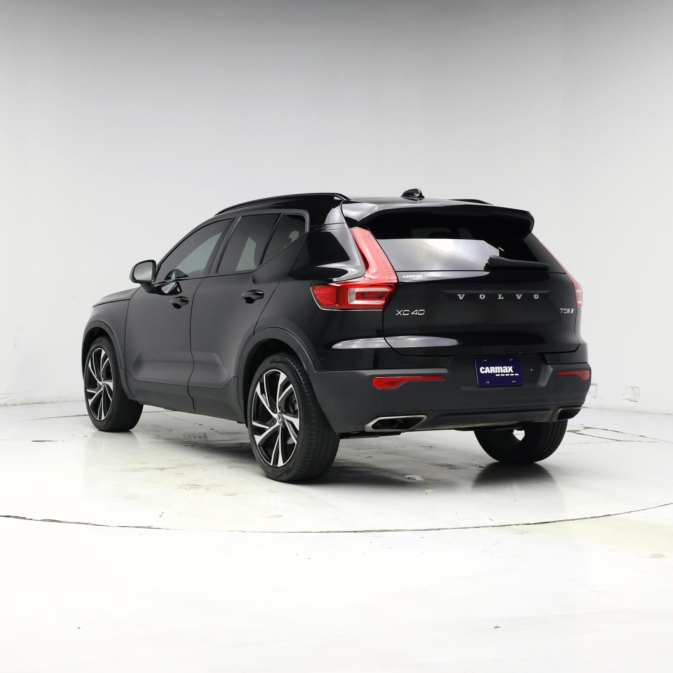 Thumbnail: 2020 Volvo XC40 - 2