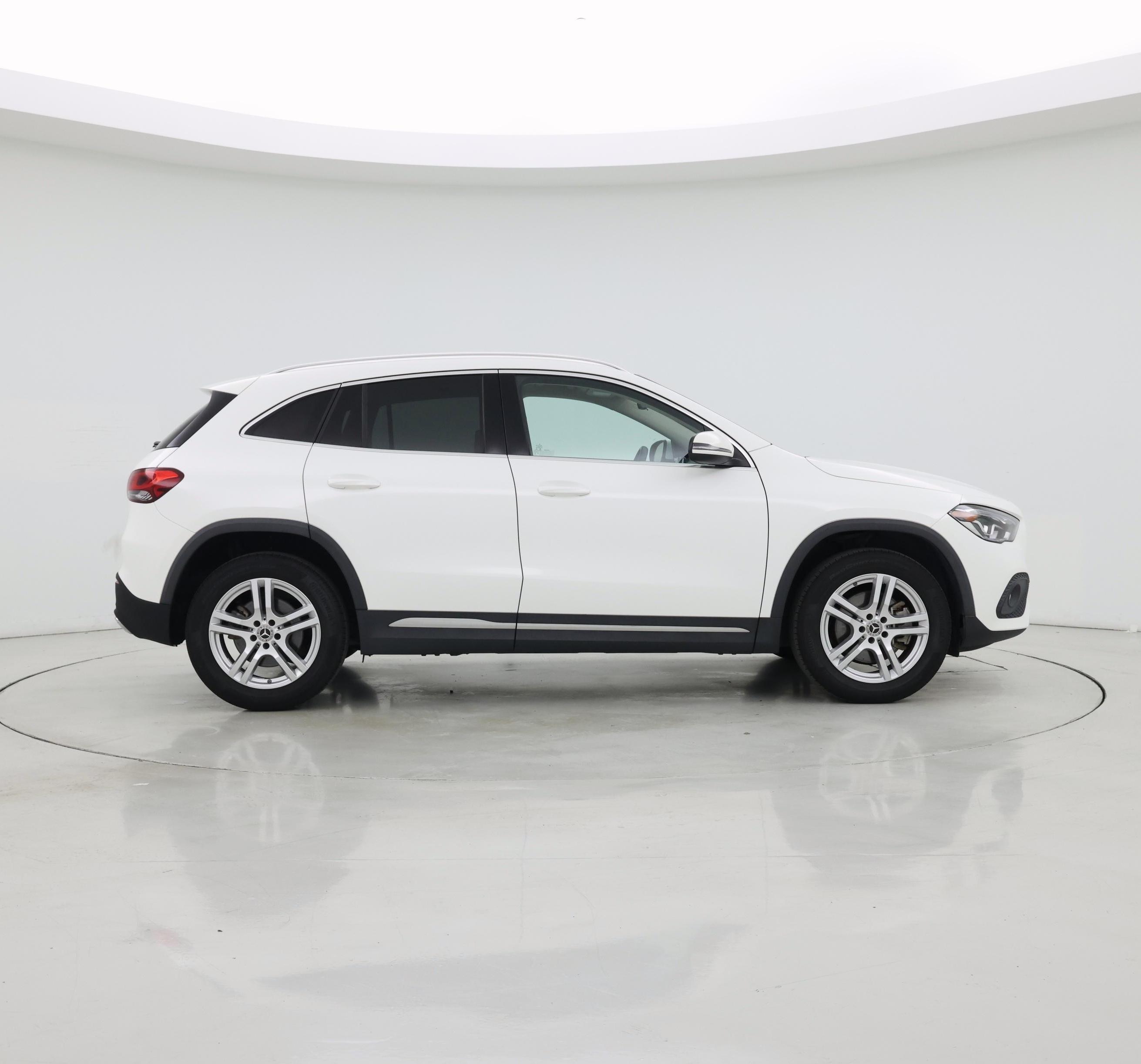 Thumbnail: 2022 Mercedes-Benz GLA - 7