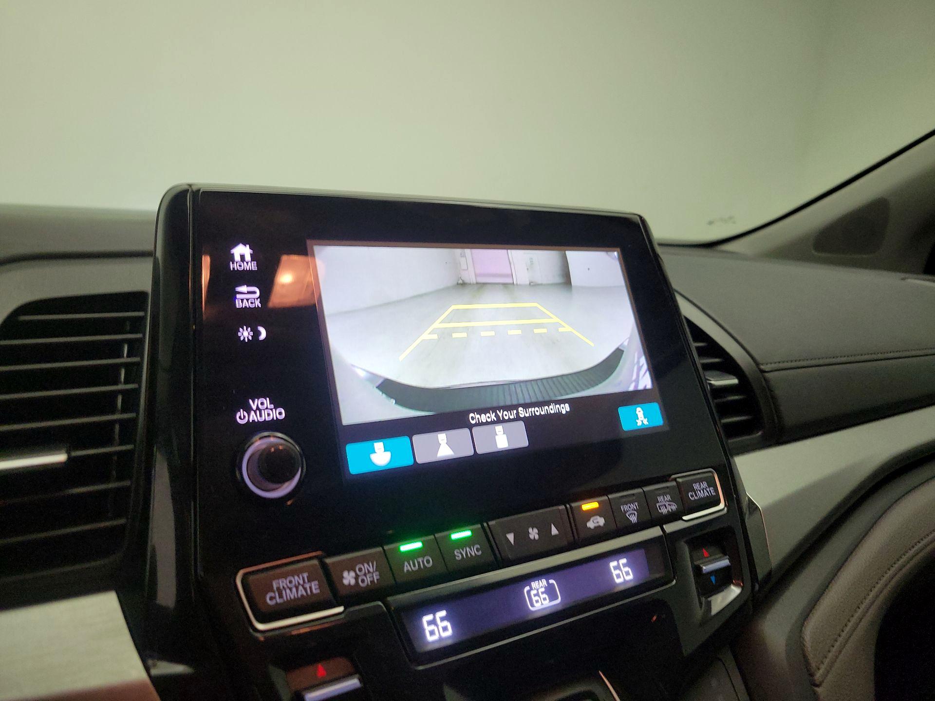 Thumbnail: 2022 Honda Odyssey - 14