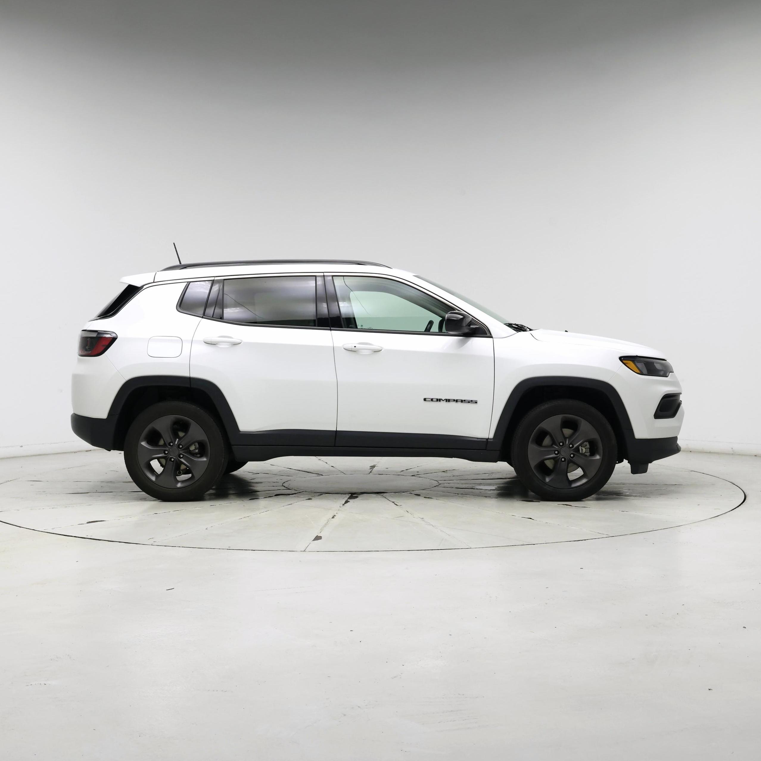 Thumbnail: 2022 Jeep Compass - 7