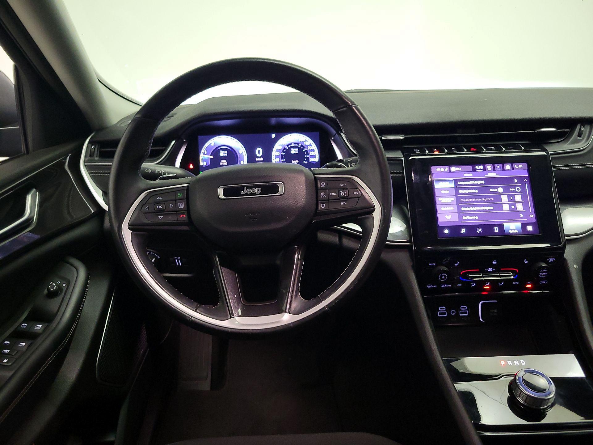 Thumbnail: 2022 Jeep Grand Cherokee - 10