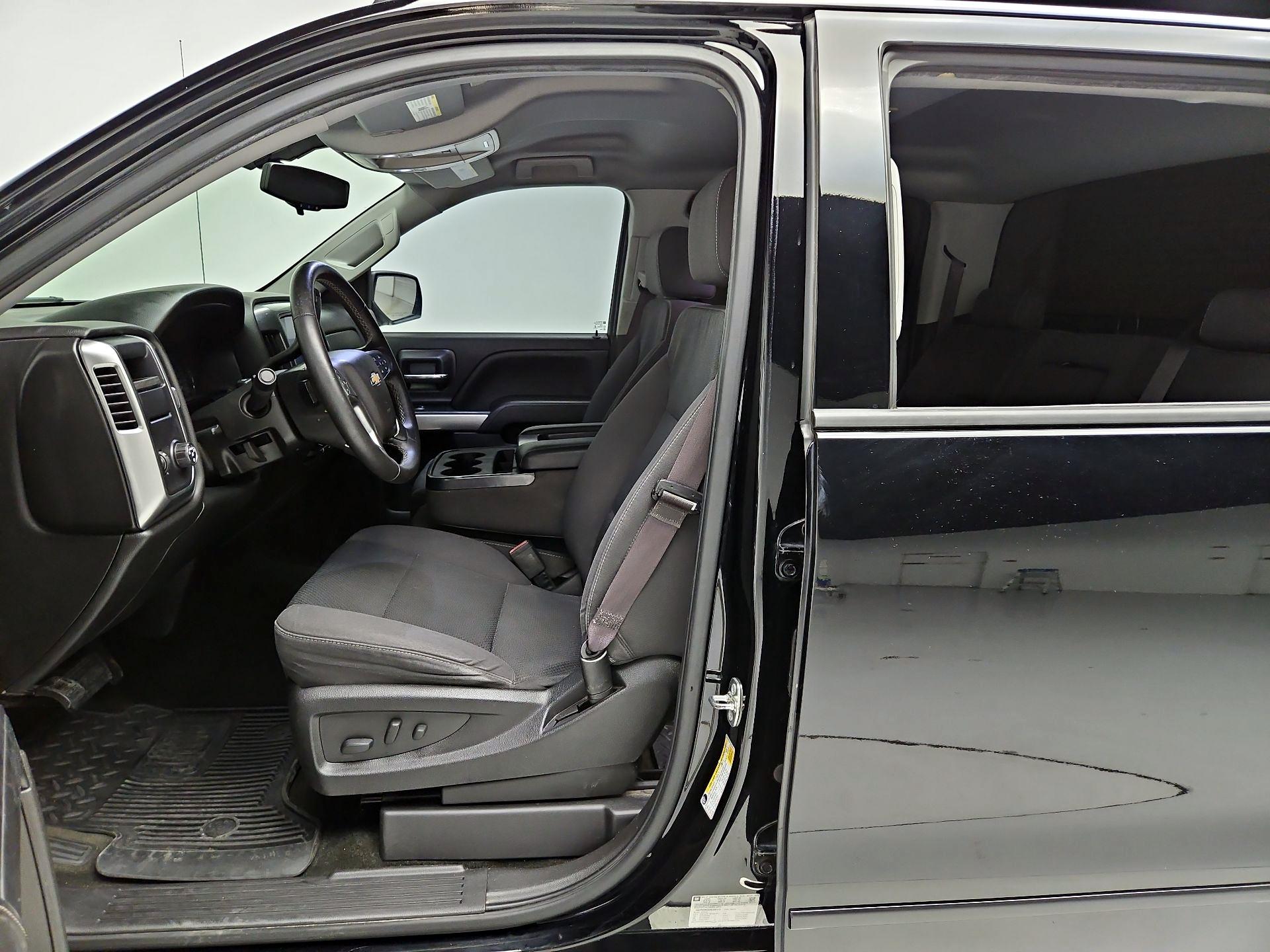 Thumbnail: 2017 Chevrolet Silverado 1500 - 11
