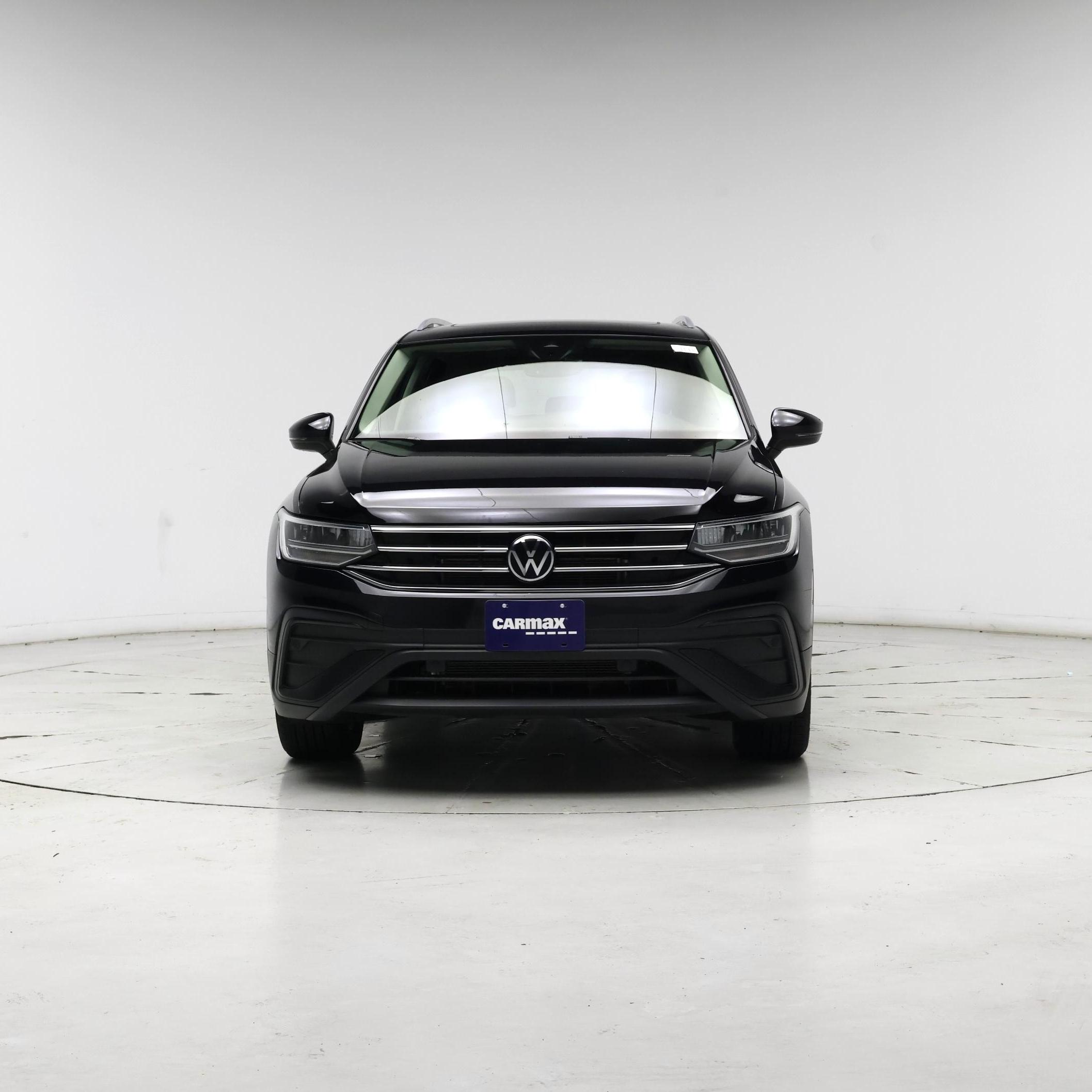 Thumbnail: 2023 Volkswagen Tiguan - 5