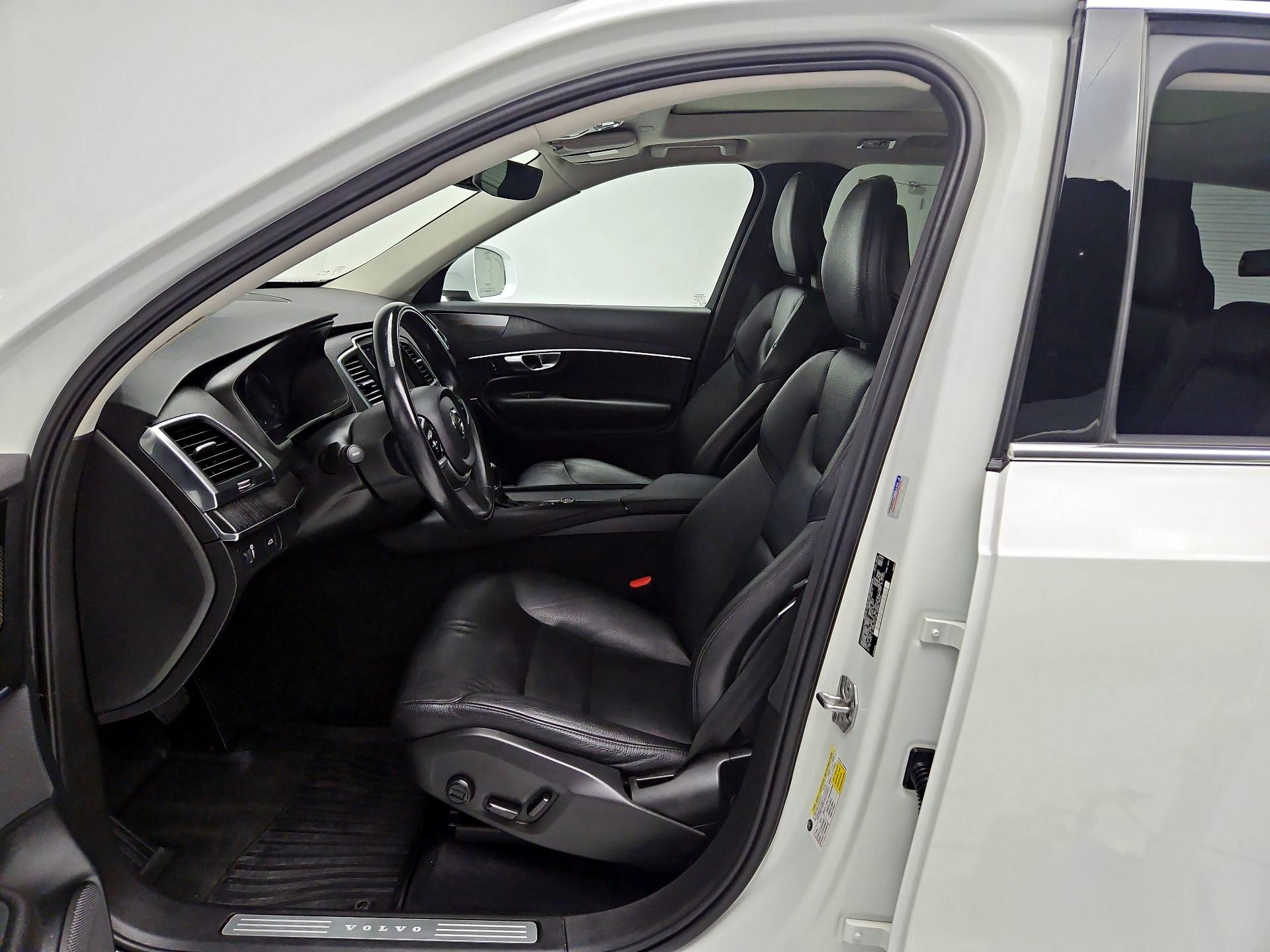 Thumbnail: 2020 Volvo XC90 - 11