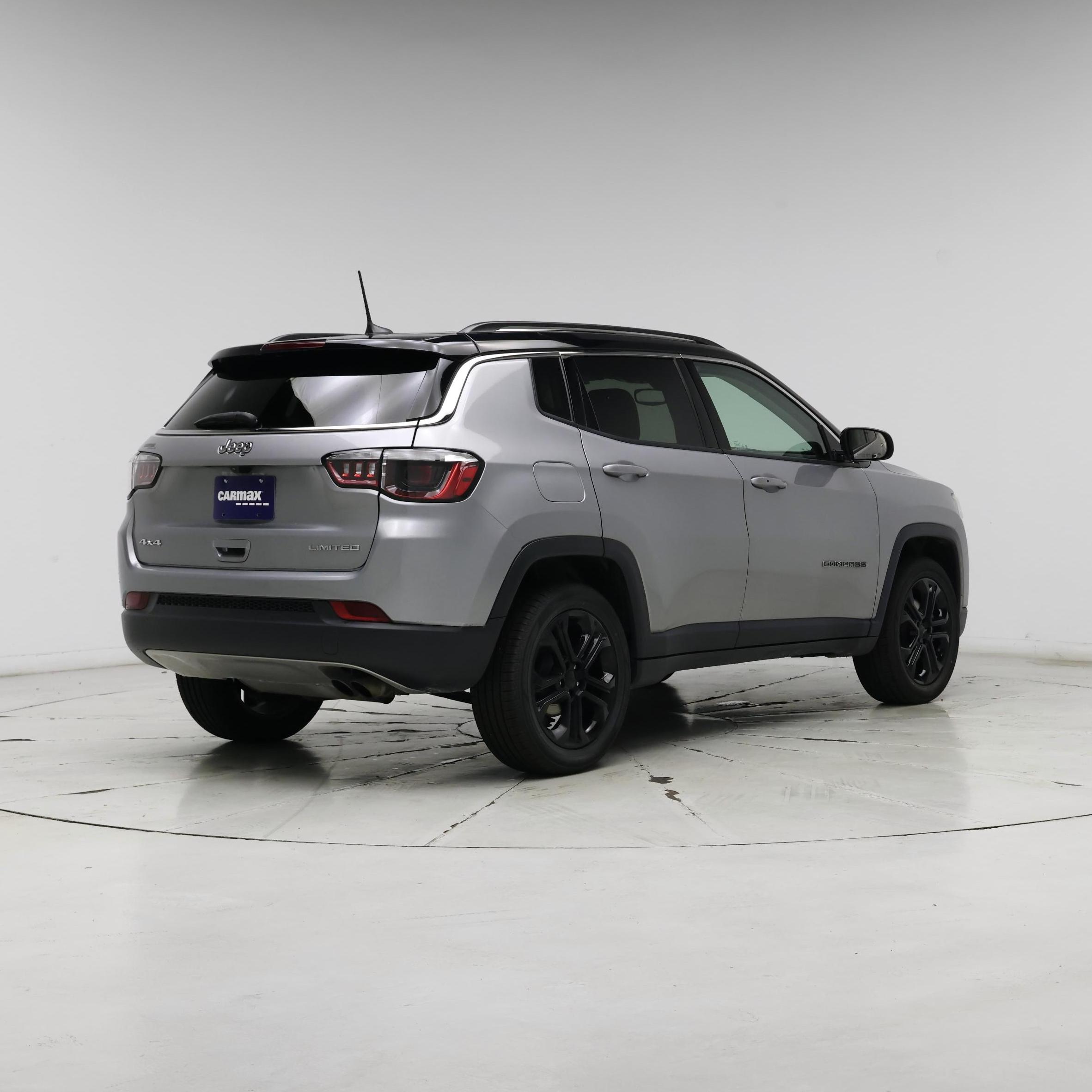 Thumbnail: 2022 Jeep Compass - 8