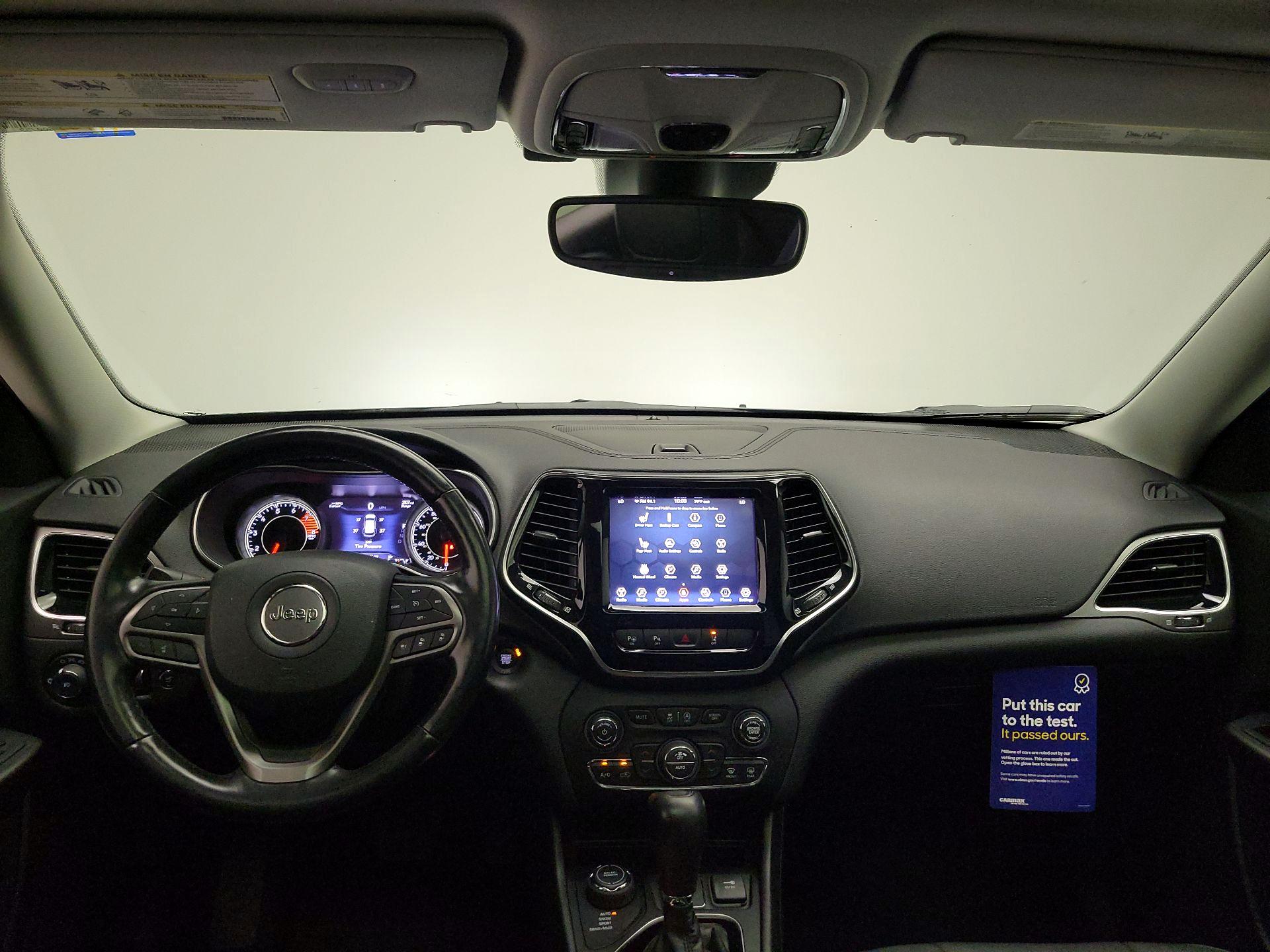 Thumbnail: 2021 Jeep Cherokee - 9