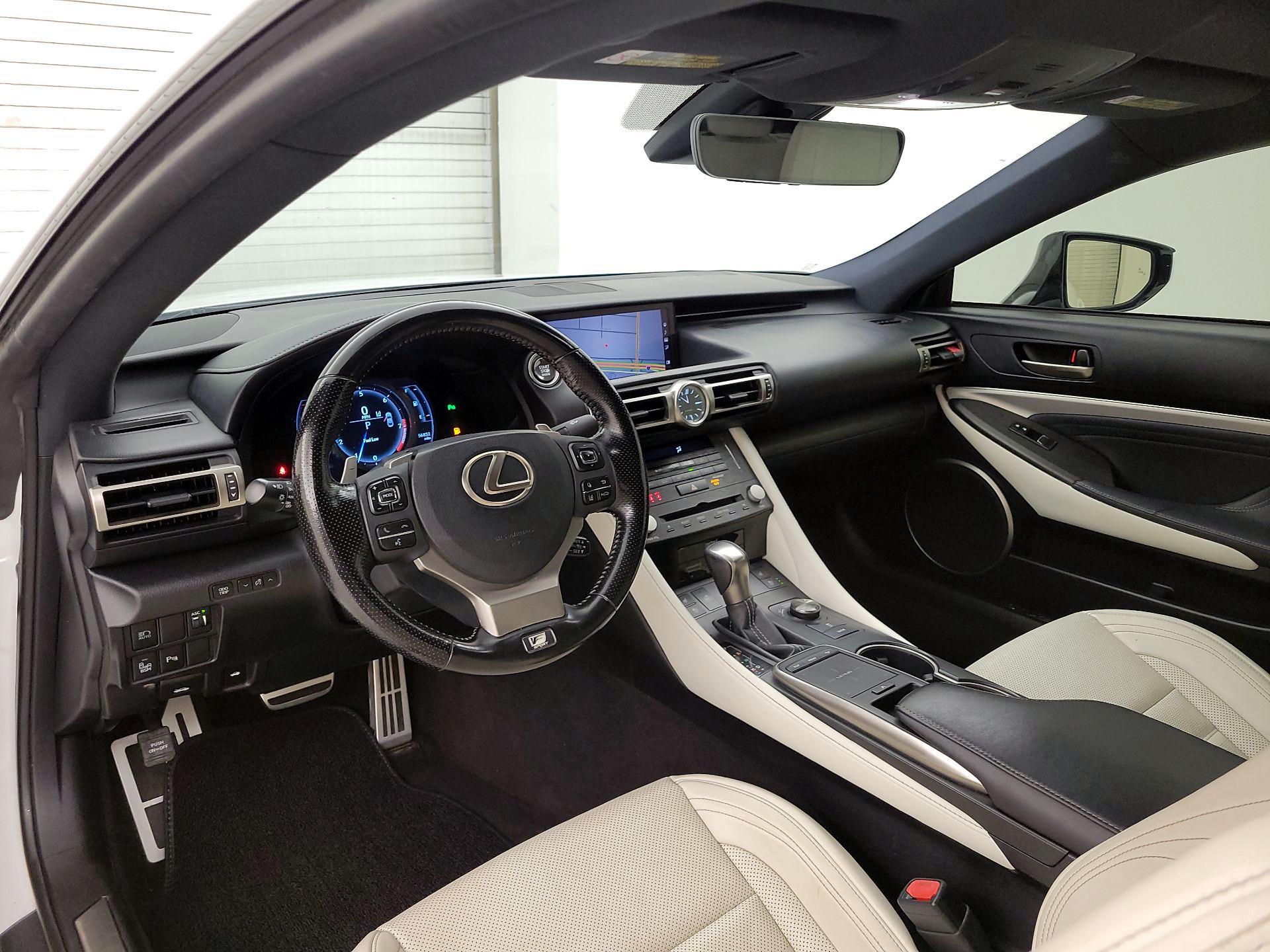 Thumbnail: 2020 Lexus RC - 9