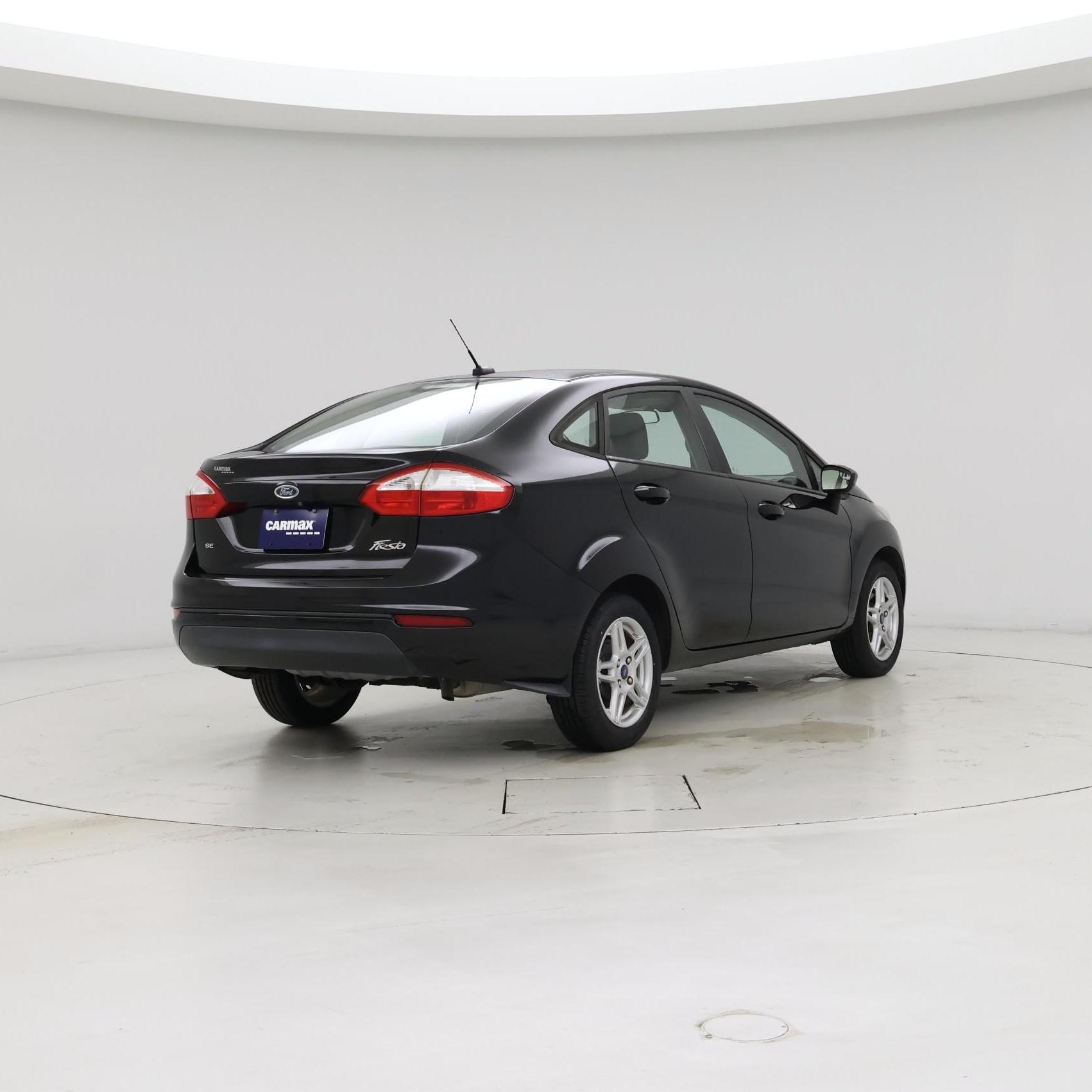 Thumbnail: 2018 Ford Fiesta - 8