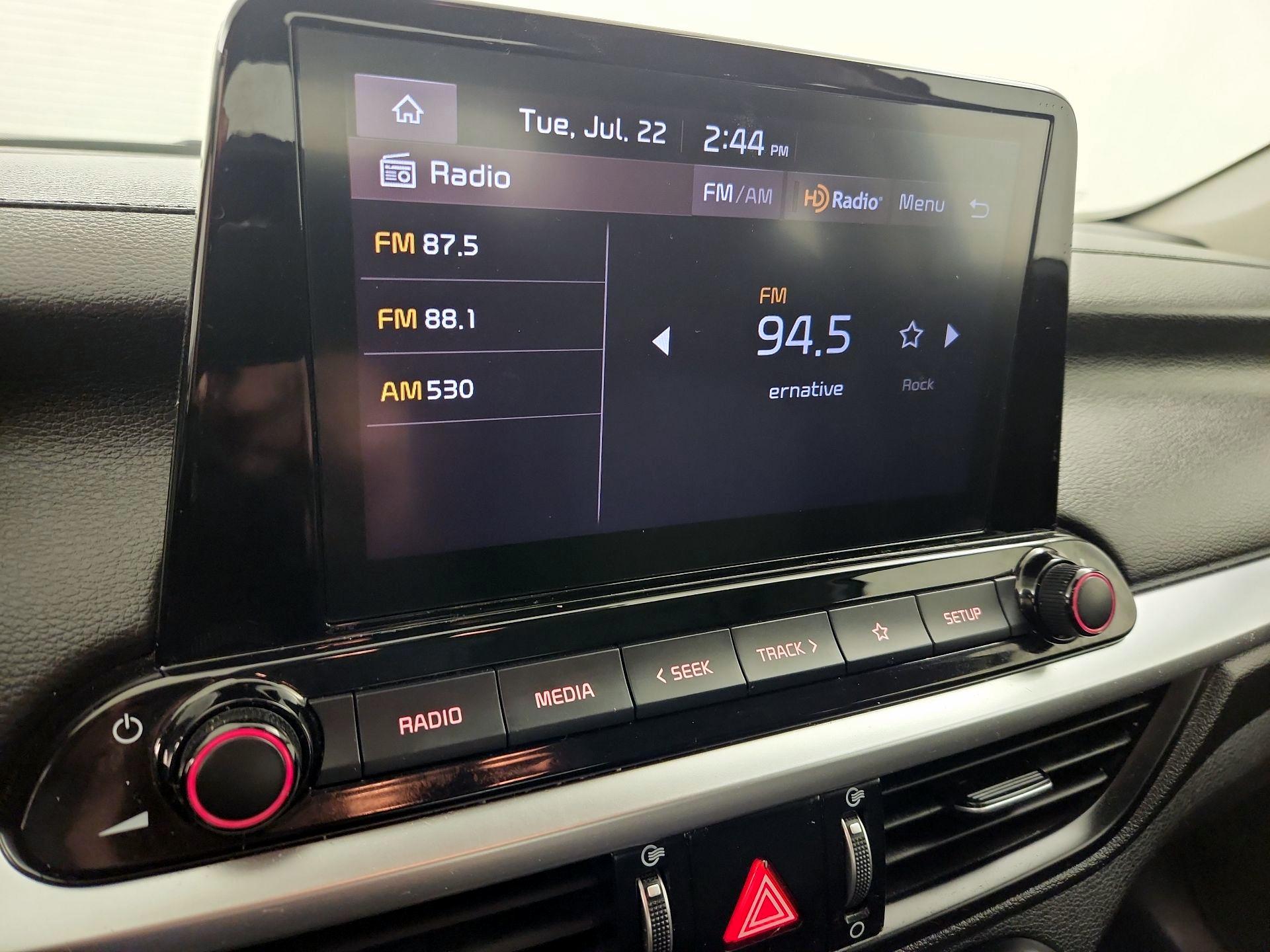 Thumbnail: 2022 Kia Forte - 15