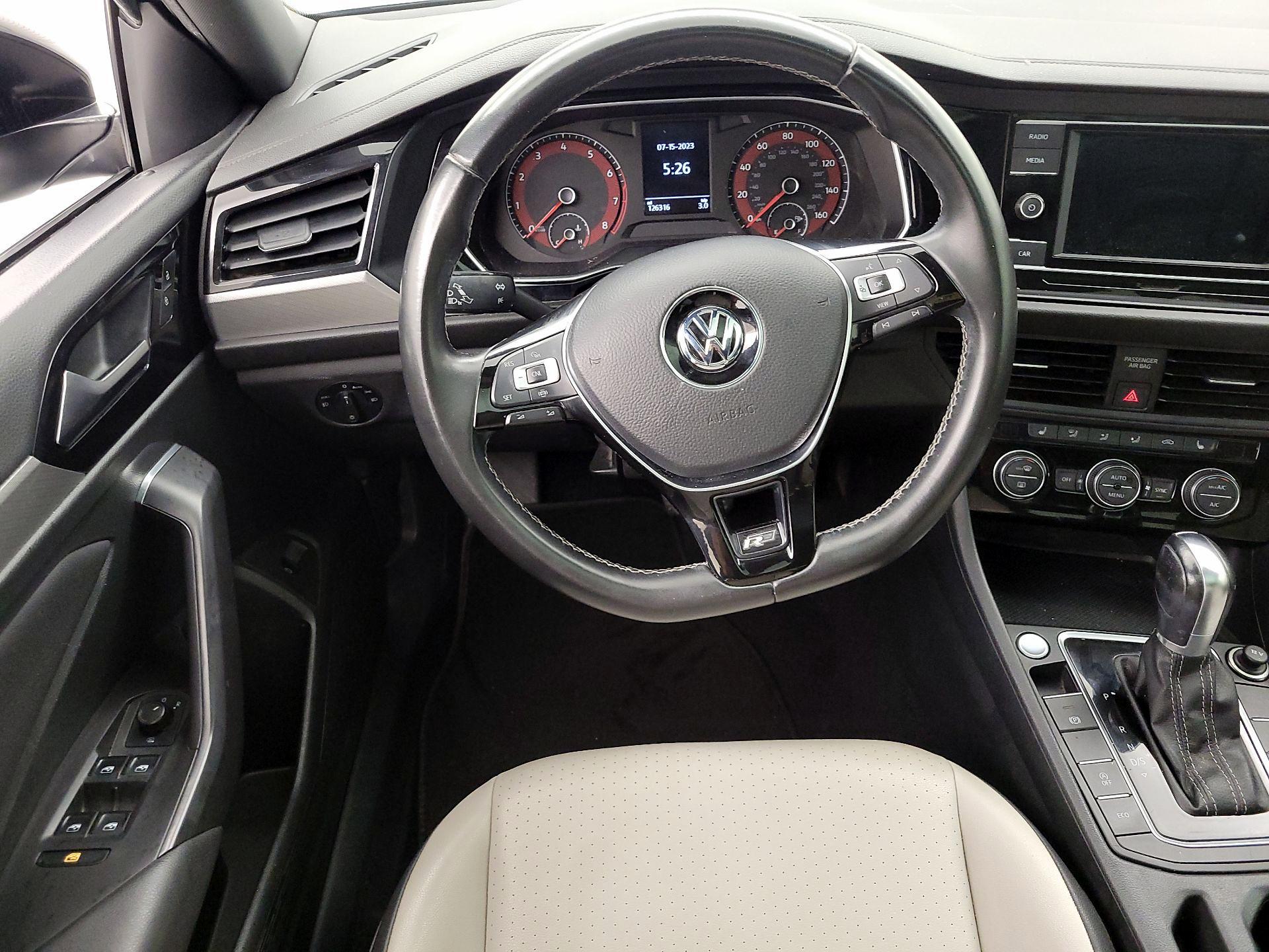 Thumbnail: 2019 Volkswagen Jetta - 10