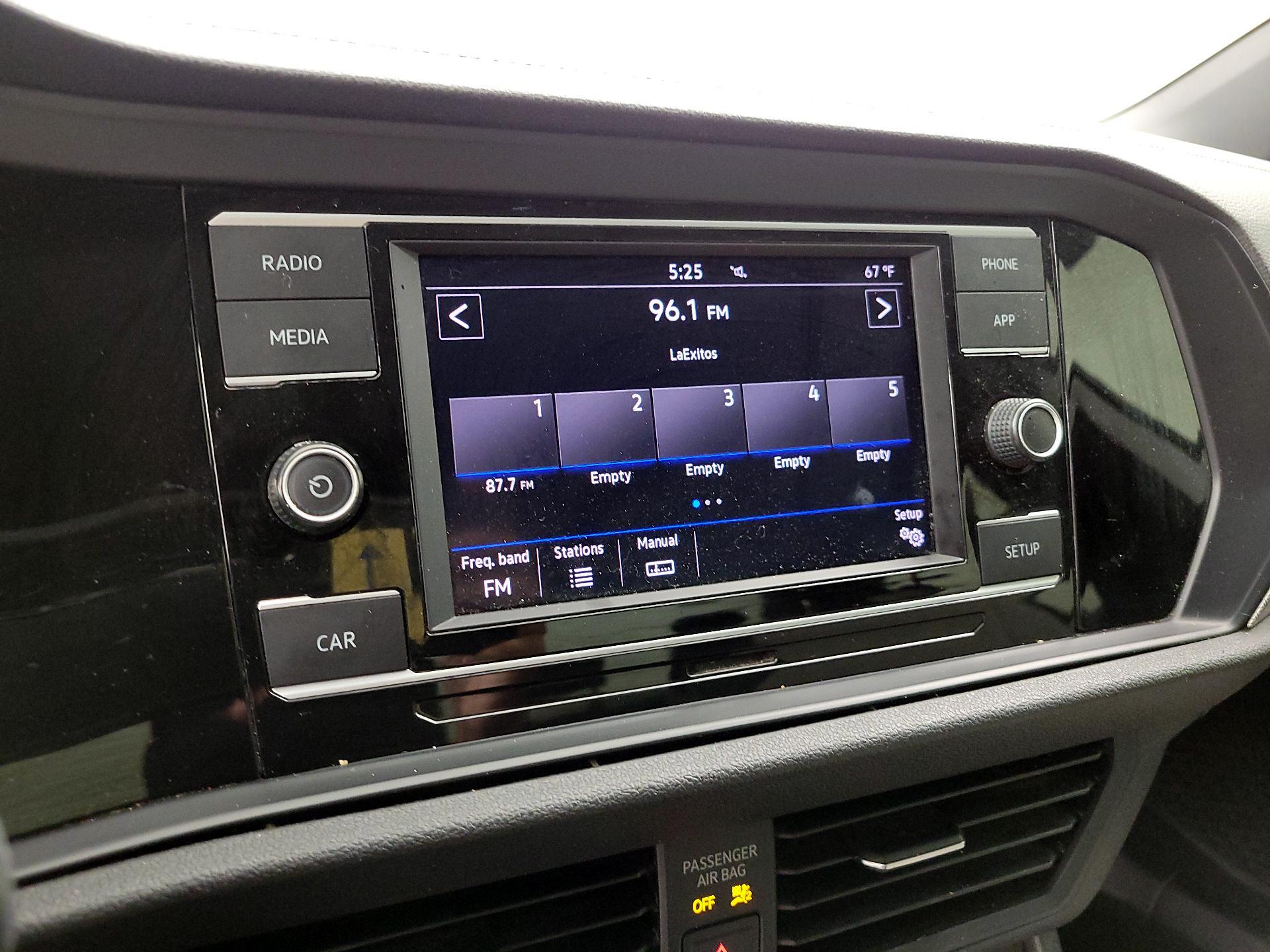 Thumbnail: 2019 Volkswagen Jetta - 15