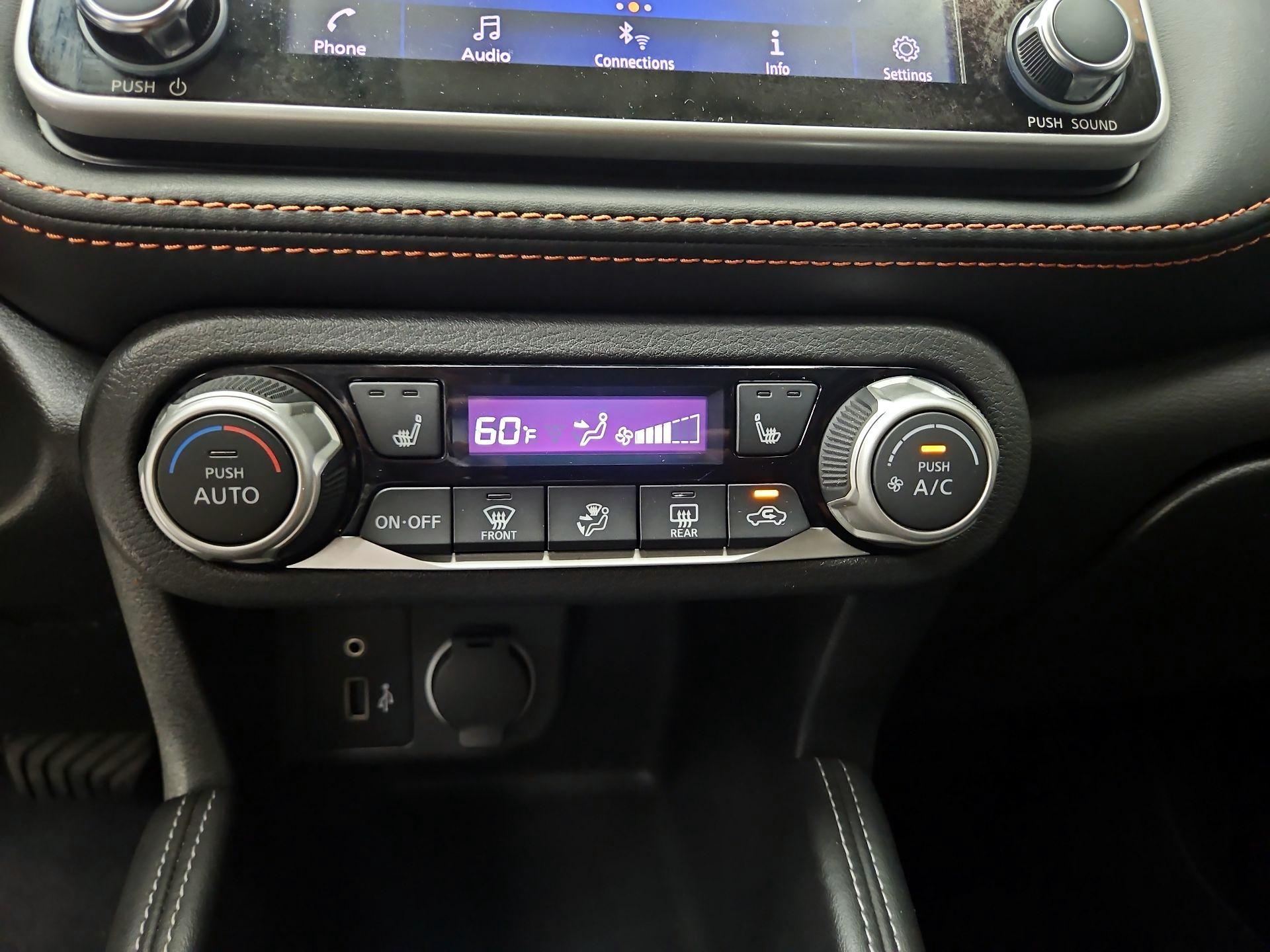 Thumbnail: 2019 Nissan Kicks - 14