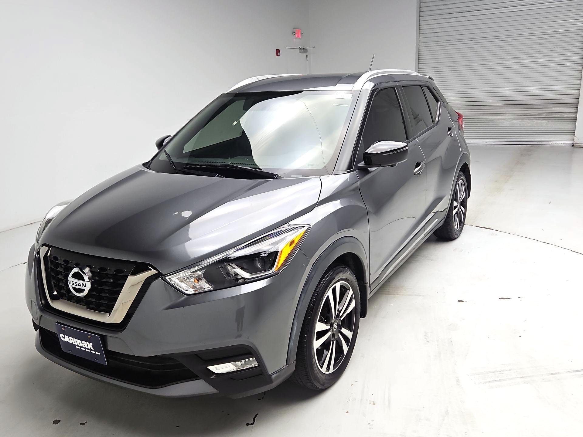 Thumbnail: 2019 Nissan Kicks - 3