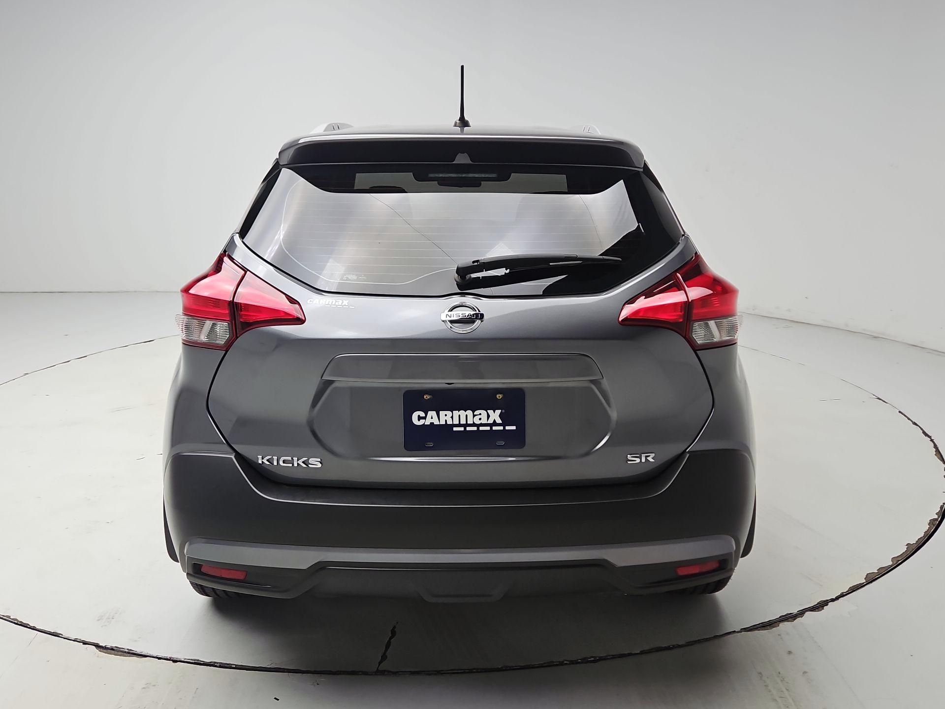 Thumbnail: 2019 Nissan Kicks - 6