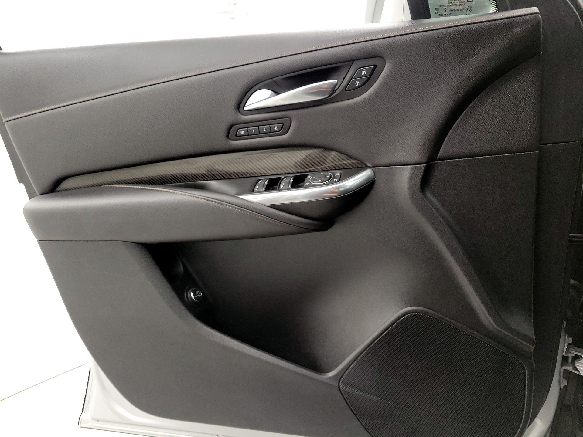Thumbnail: 2020 Cadillac XT4 - 12