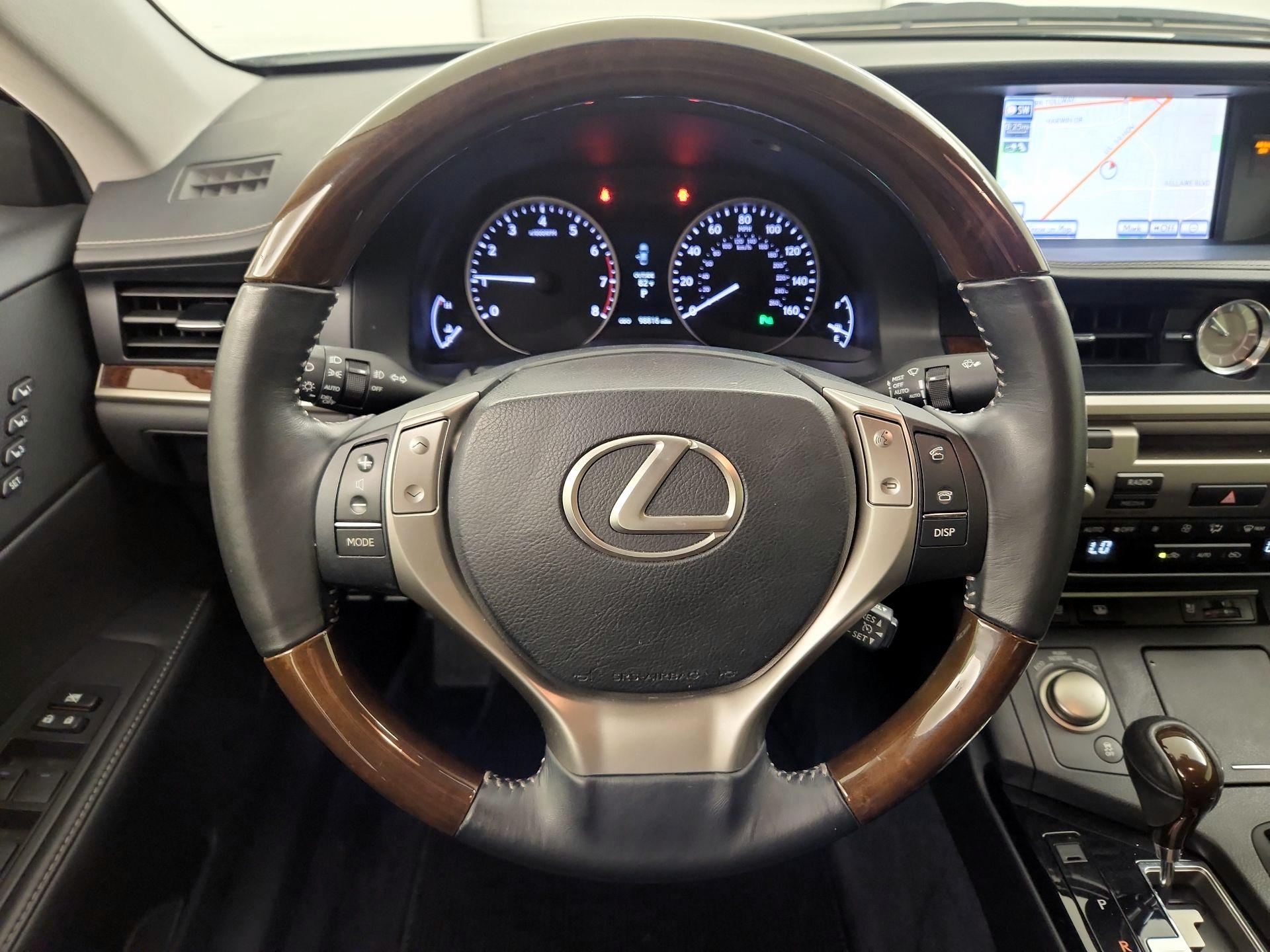 Thumbnail: 2013 Lexus ES - 10