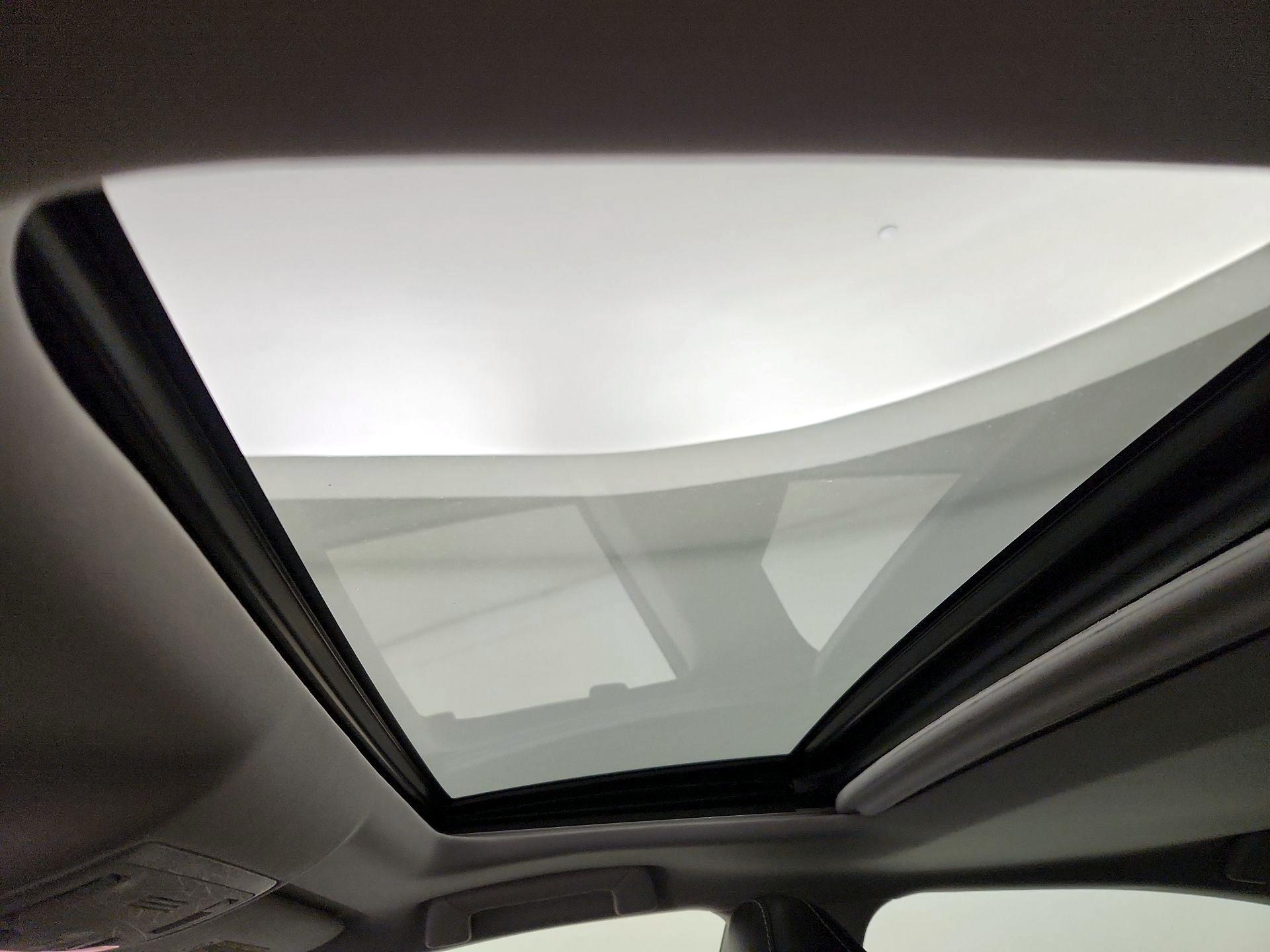 Thumbnail: 2013 Lexus ES - 20