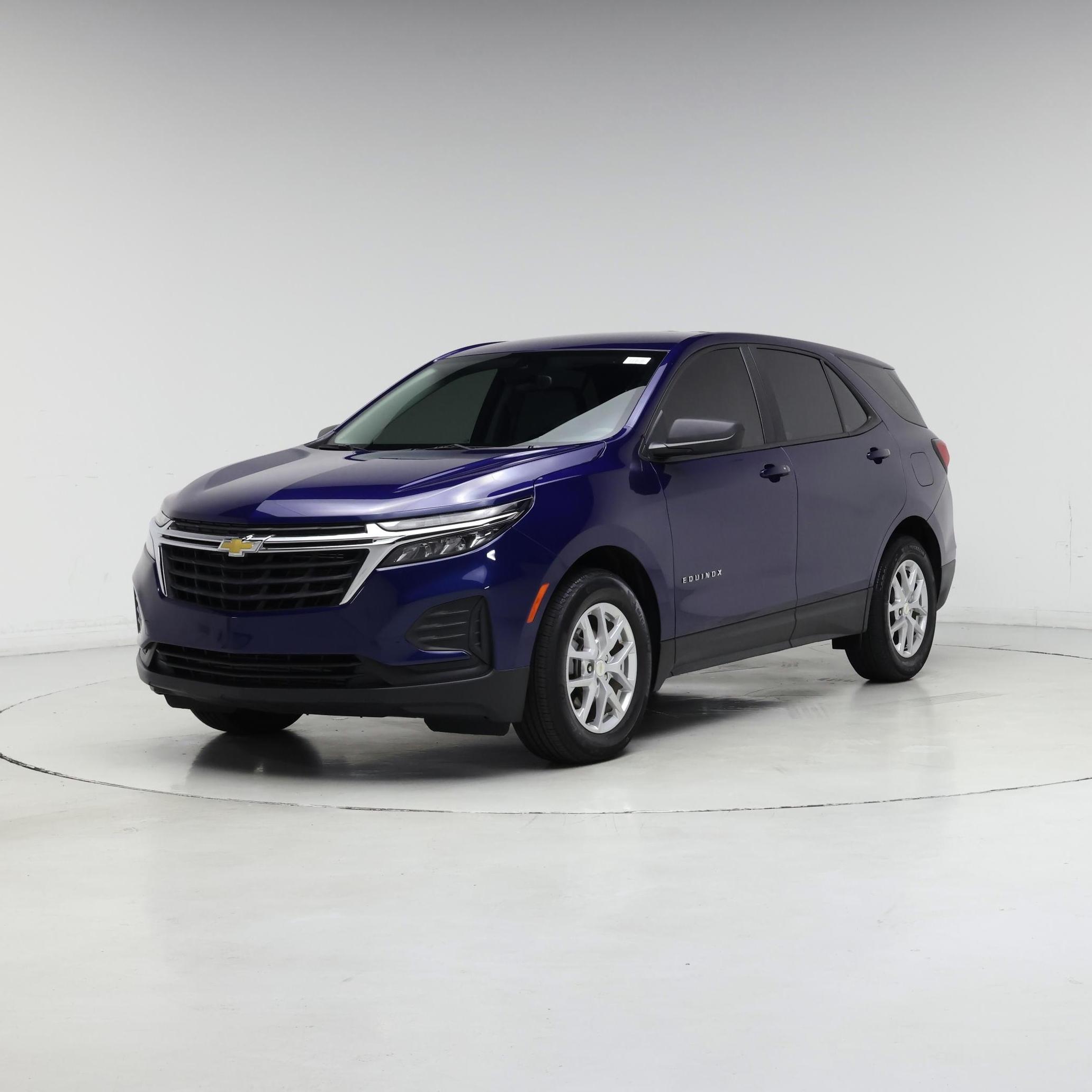 Thumbnail: 2023 Chevrolet Equinox - 4