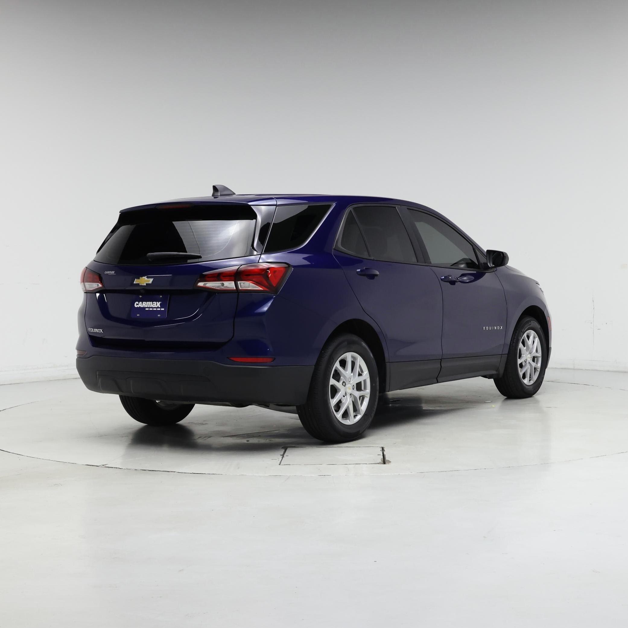 Thumbnail: 2023 Chevrolet Equinox - 8