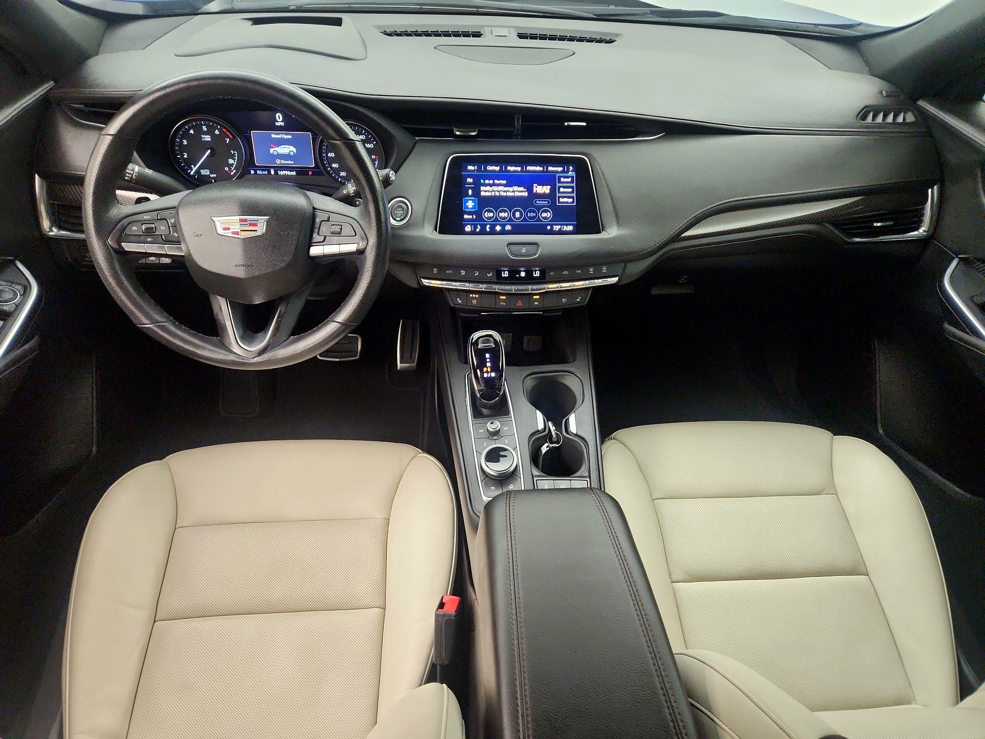 Thumbnail: 2023 Cadillac XT4 - 9