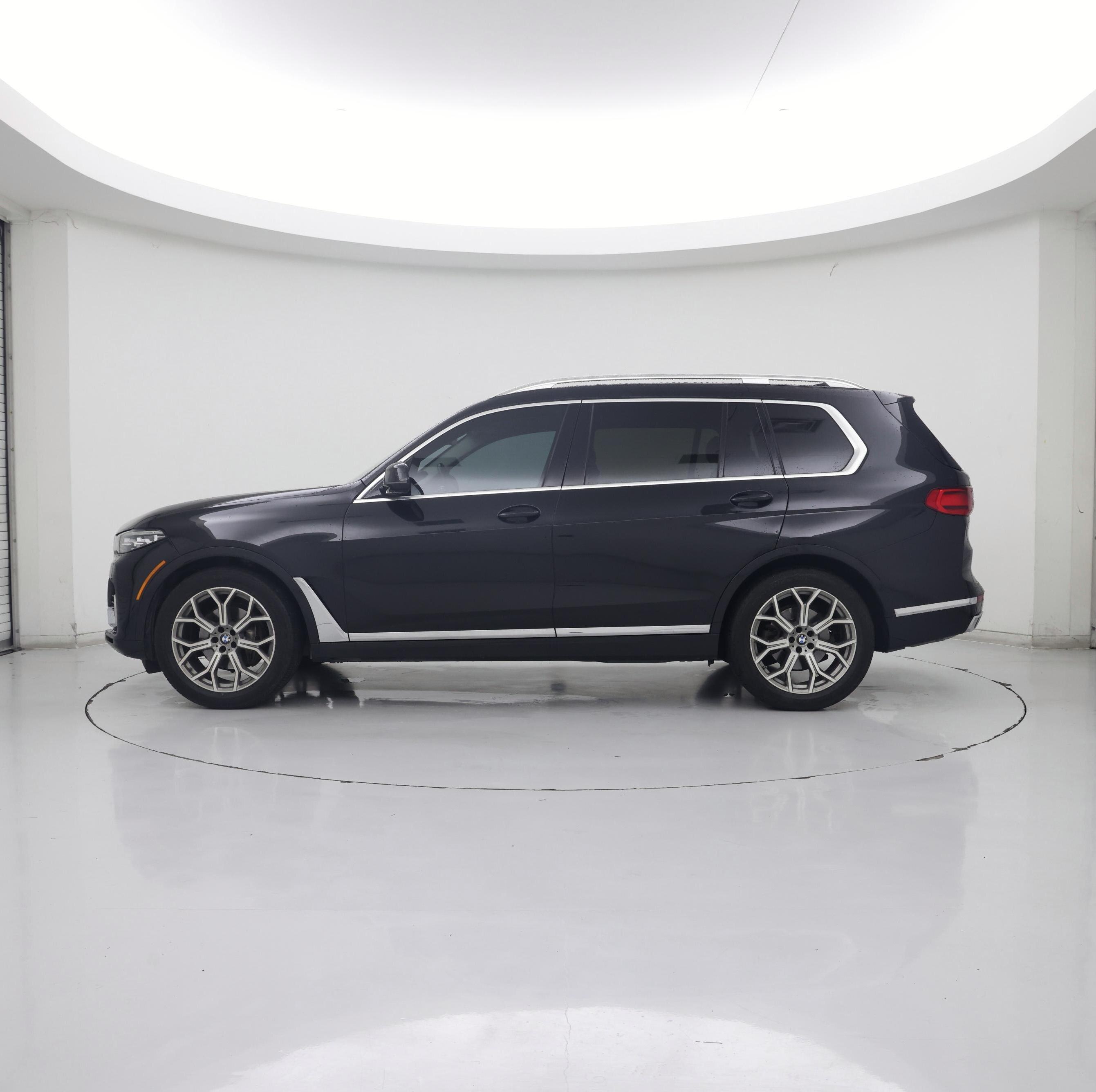 Thumbnail: 2022 BMW X7 - 3
