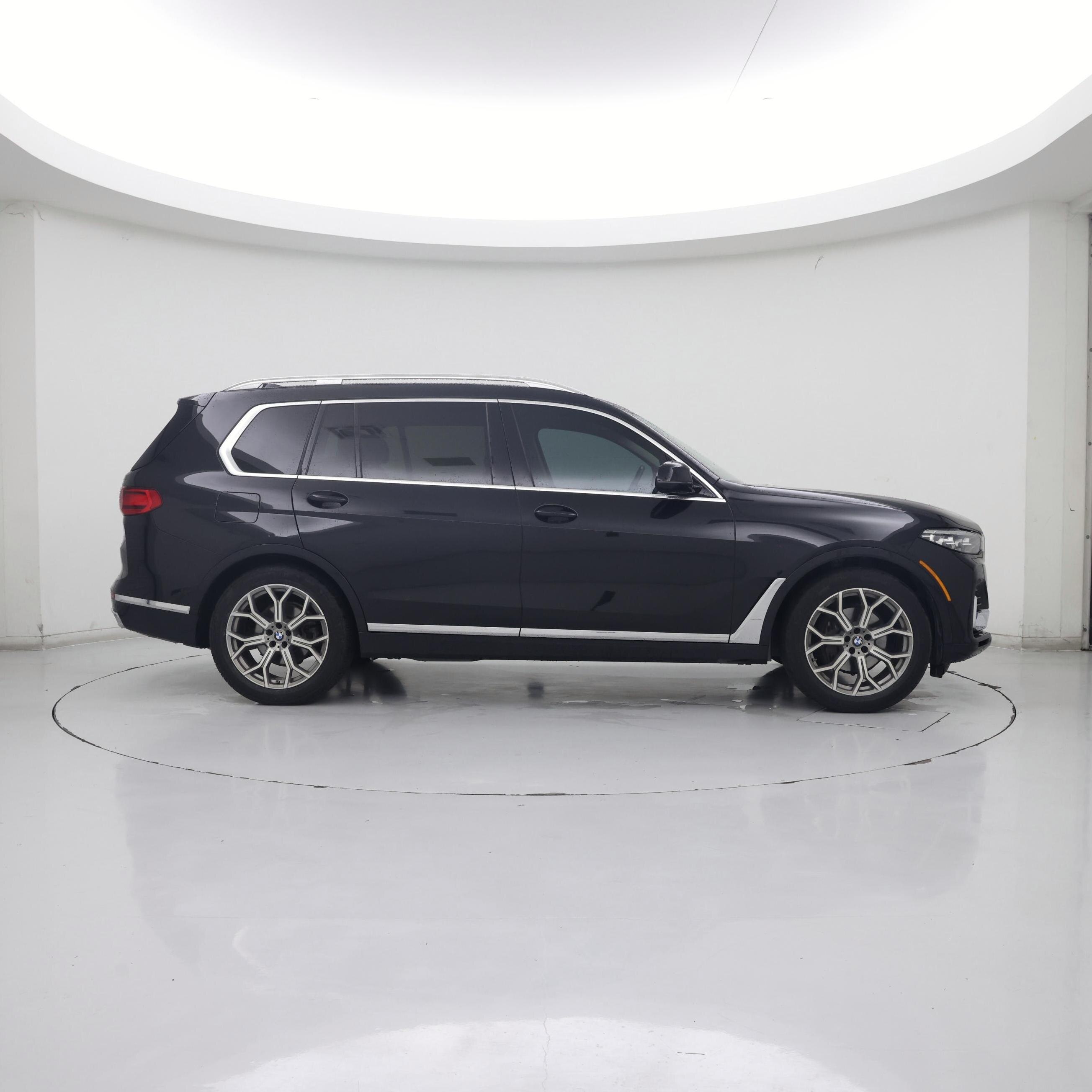 Thumbnail: 2022 BMW X7 - 7