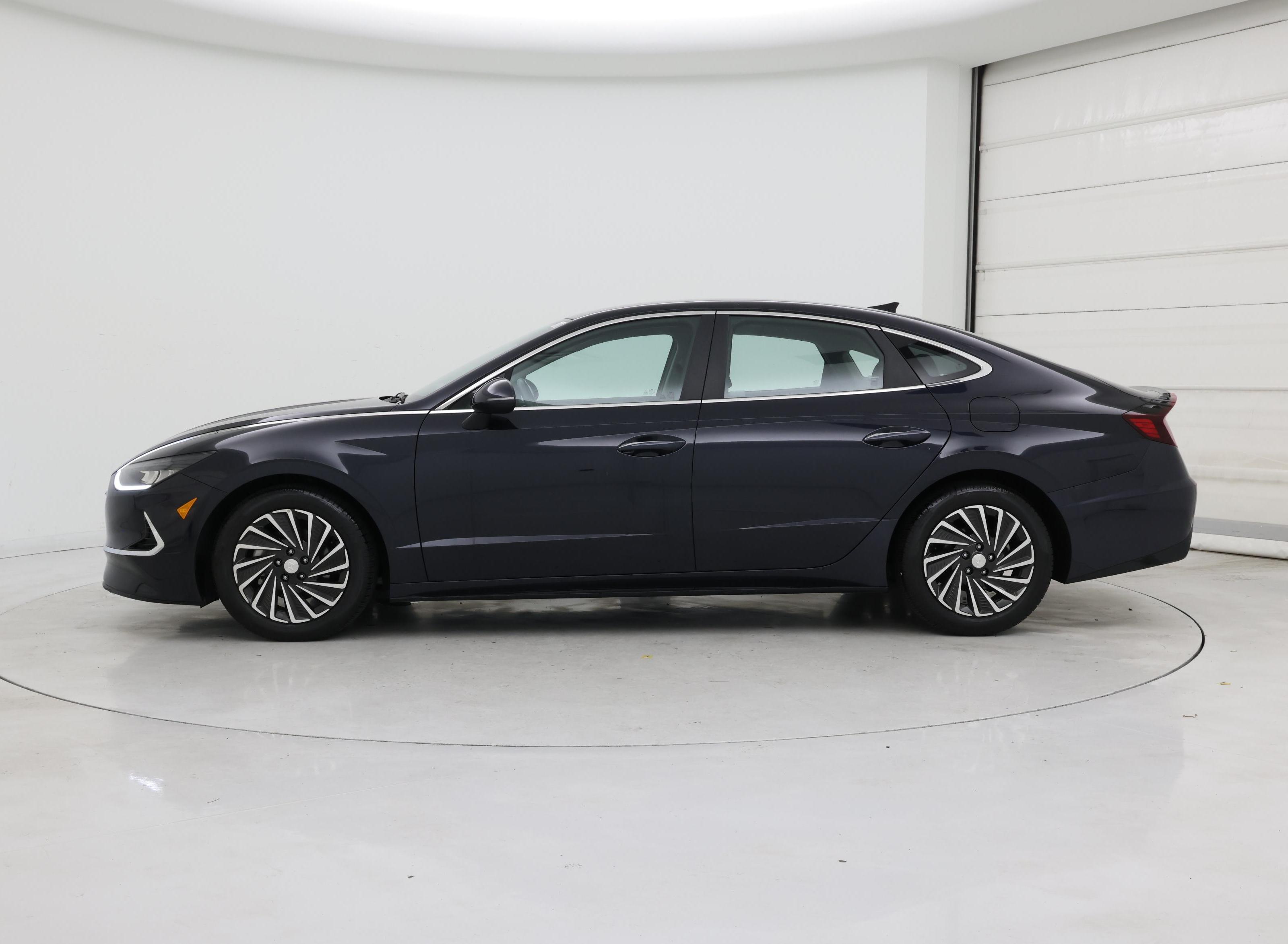 Thumbnail: 2022 Hyundai Sonata - 3