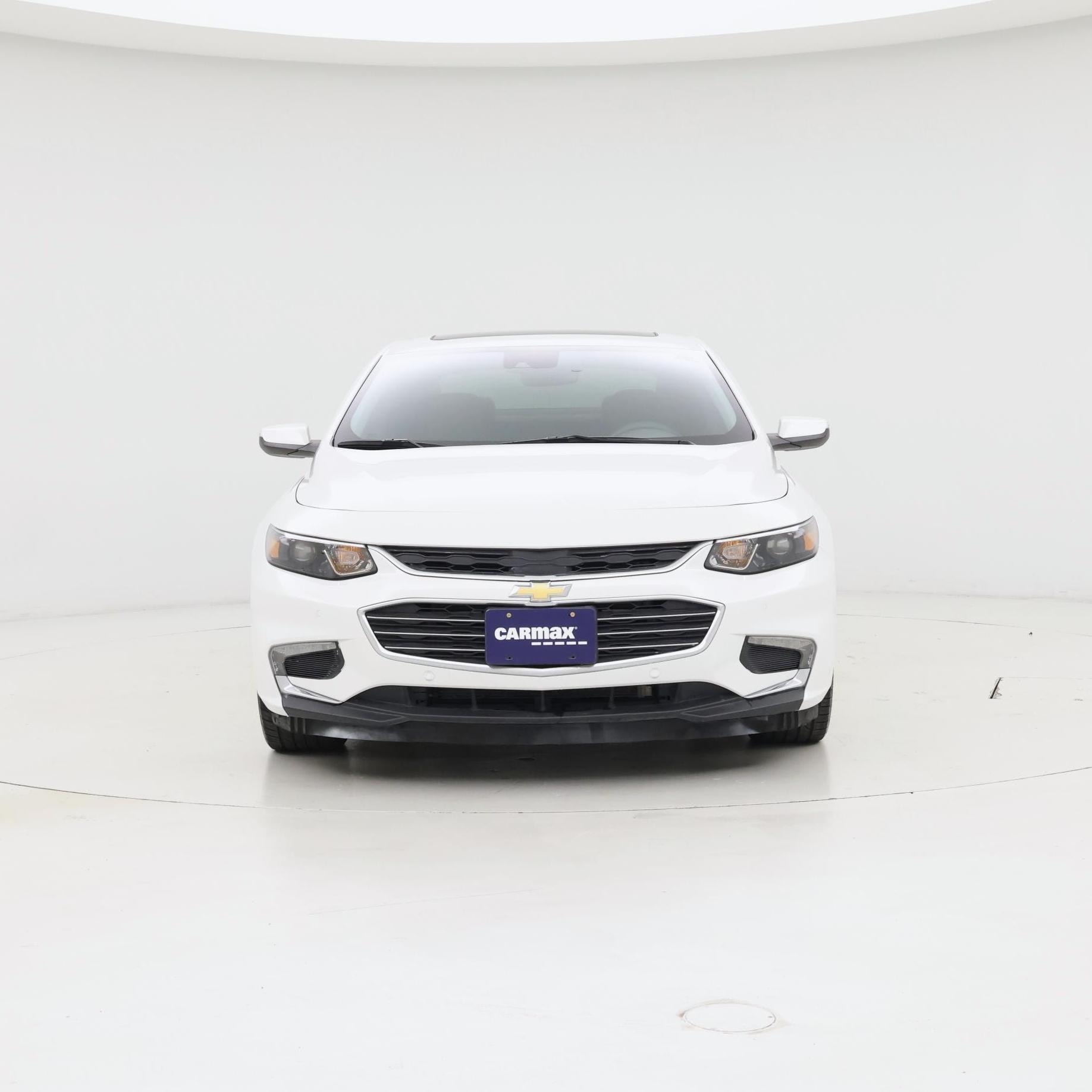 Thumbnail: 2017 Chevrolet Malibu - 5