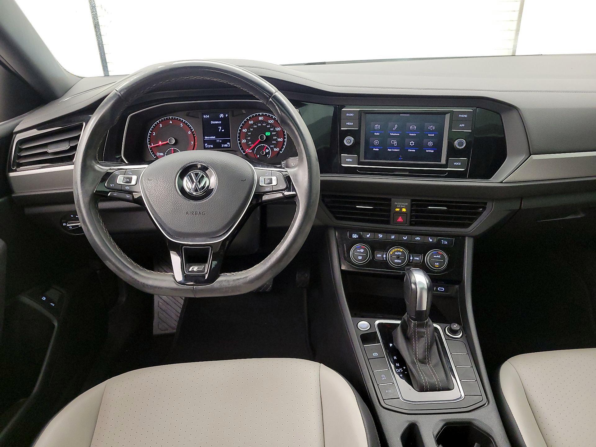 Thumbnail: 2021 Volkswagen Jetta - 9
