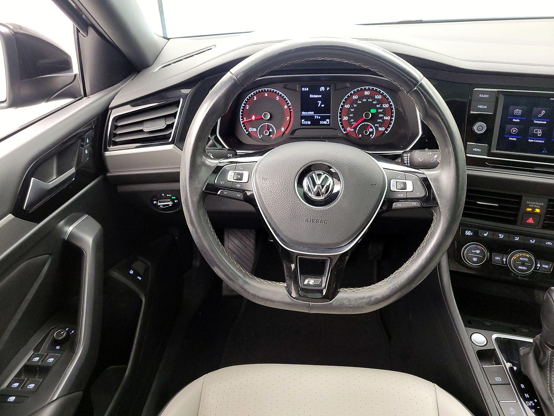 Thumbnail: 2021 Volkswagen Jetta - 10