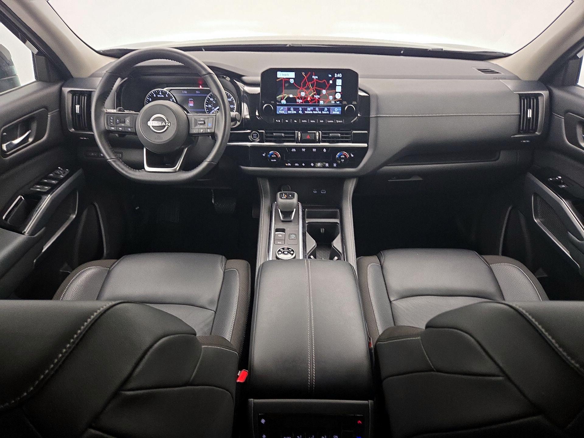 Thumbnail: 2022 Nissan Pathfinder - 9
