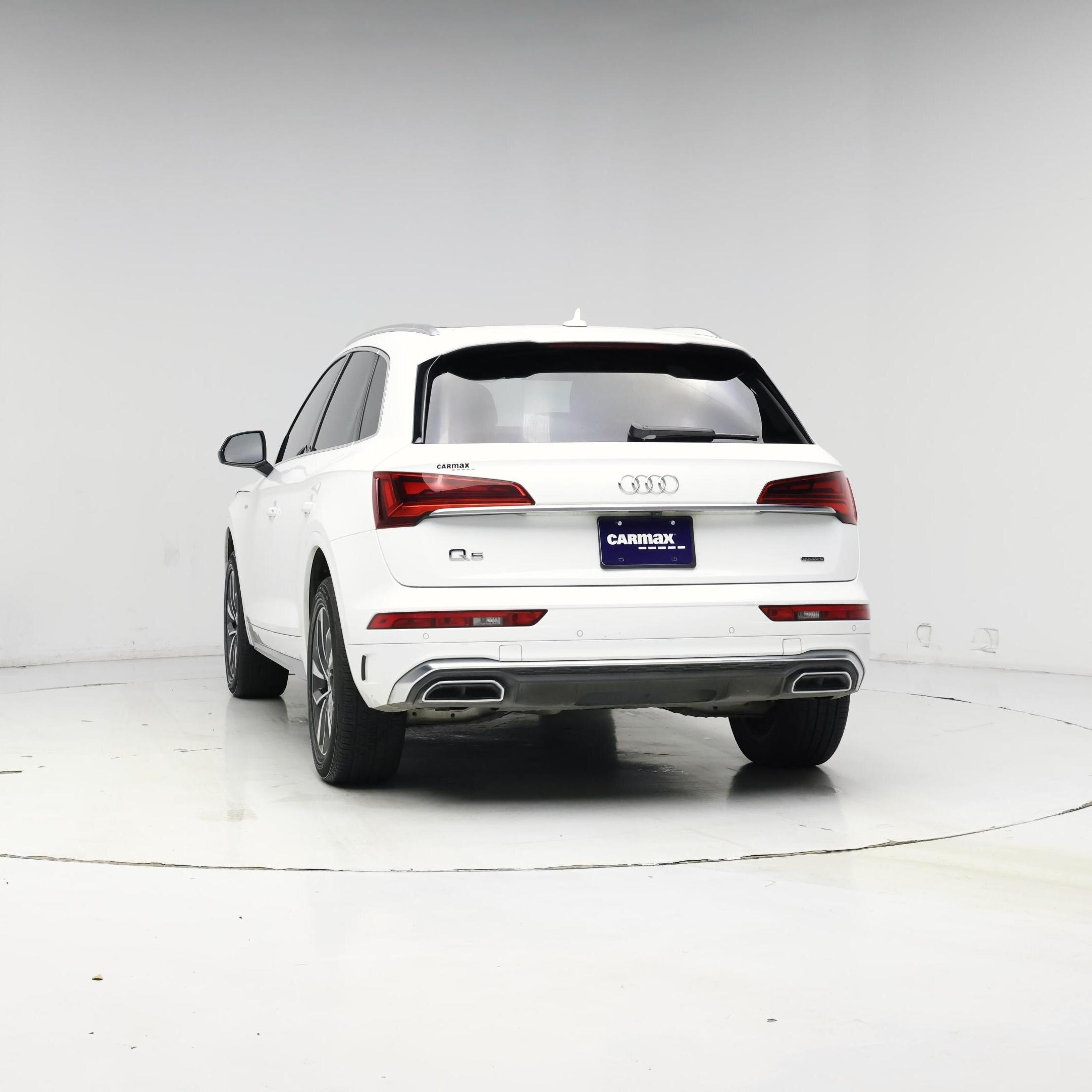 Thumbnail: 2023 Audi Q5 - 6