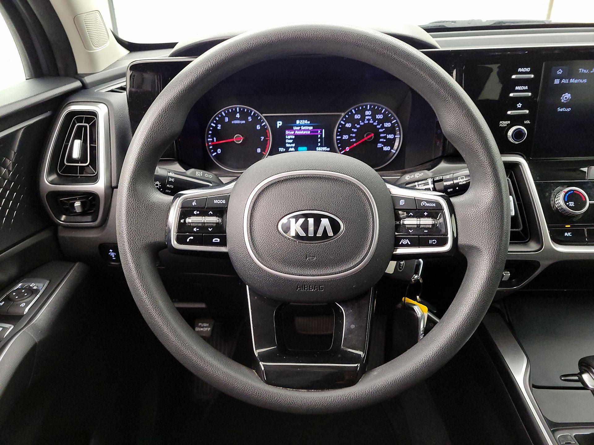 Thumbnail: 2021 Kia Sorento - 10
