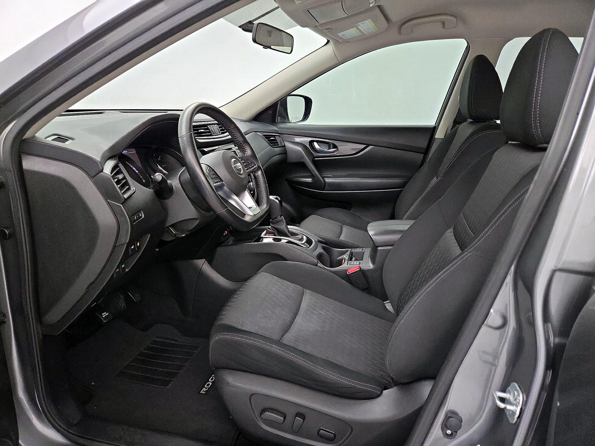 Thumbnail: 2018 Nissan Rogue - 11