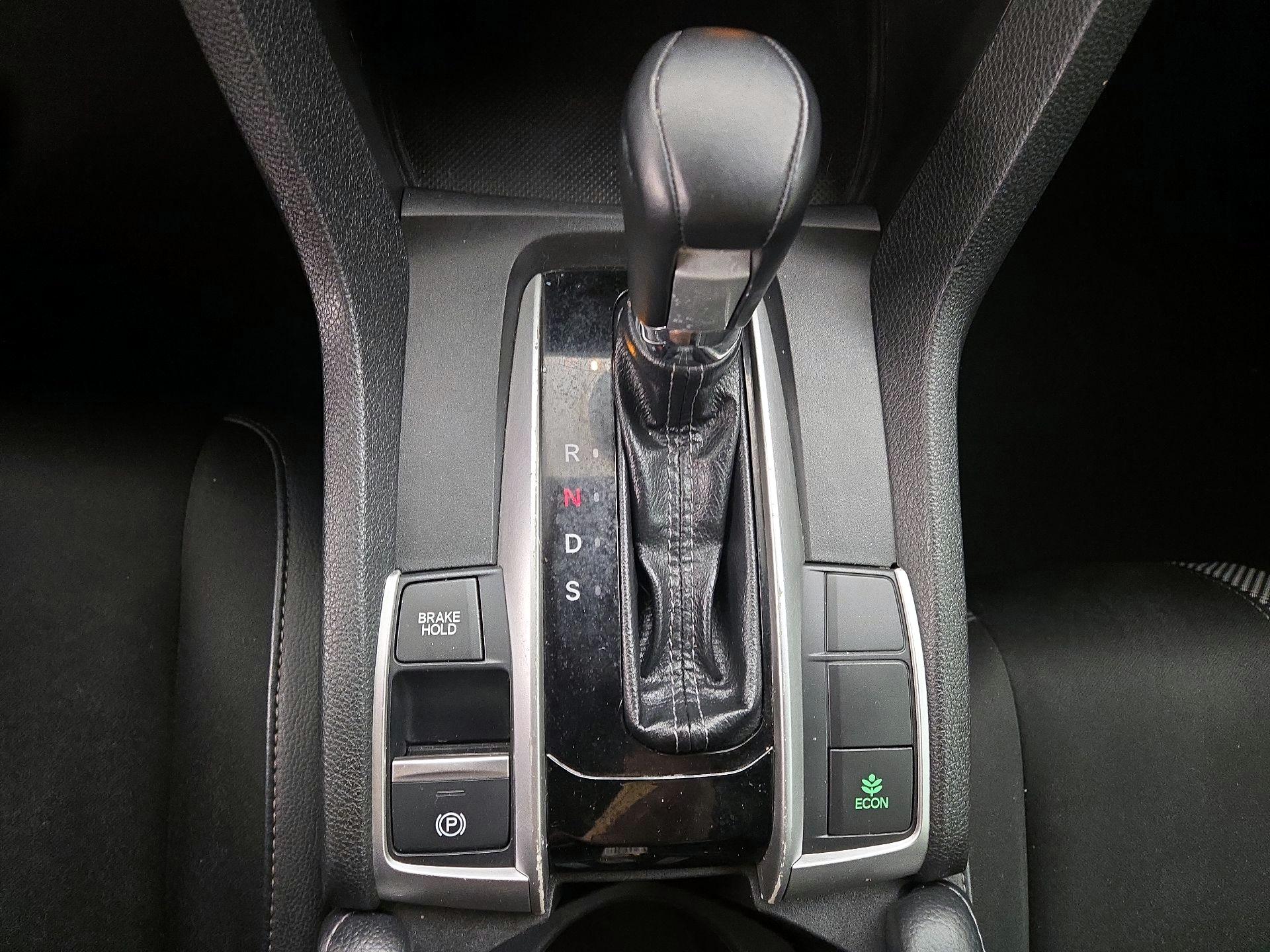 Thumbnail: 2019 Honda Civic - 17