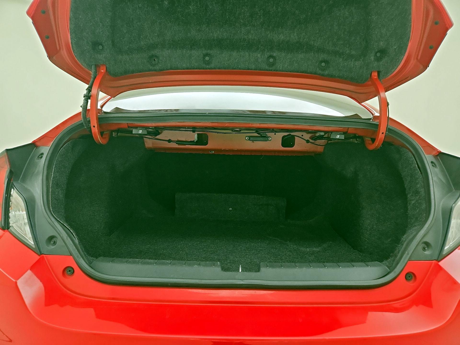 Thumbnail: 2019 Honda Civic - 19