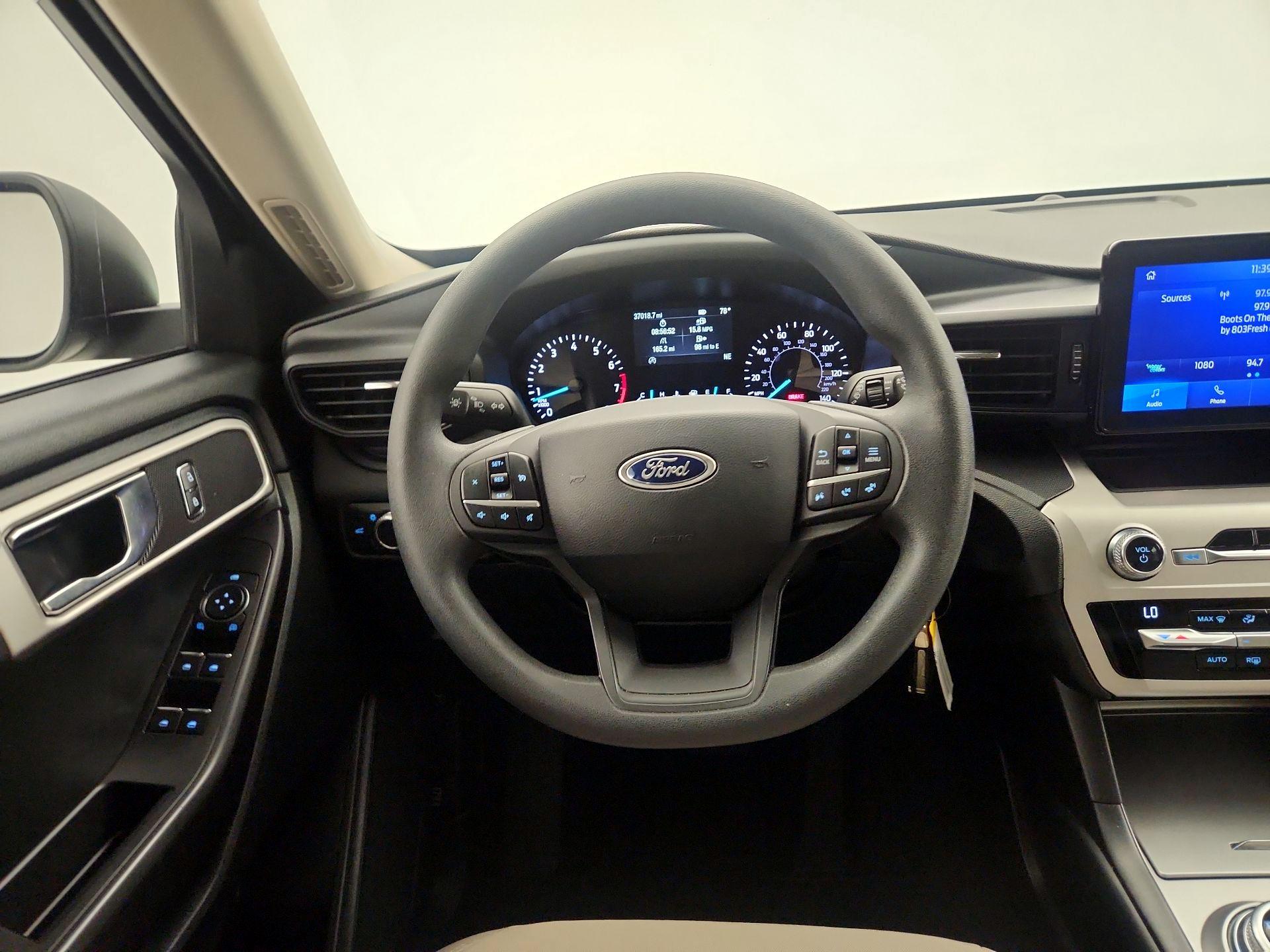 Thumbnail: 2021 Ford Explorer - 10