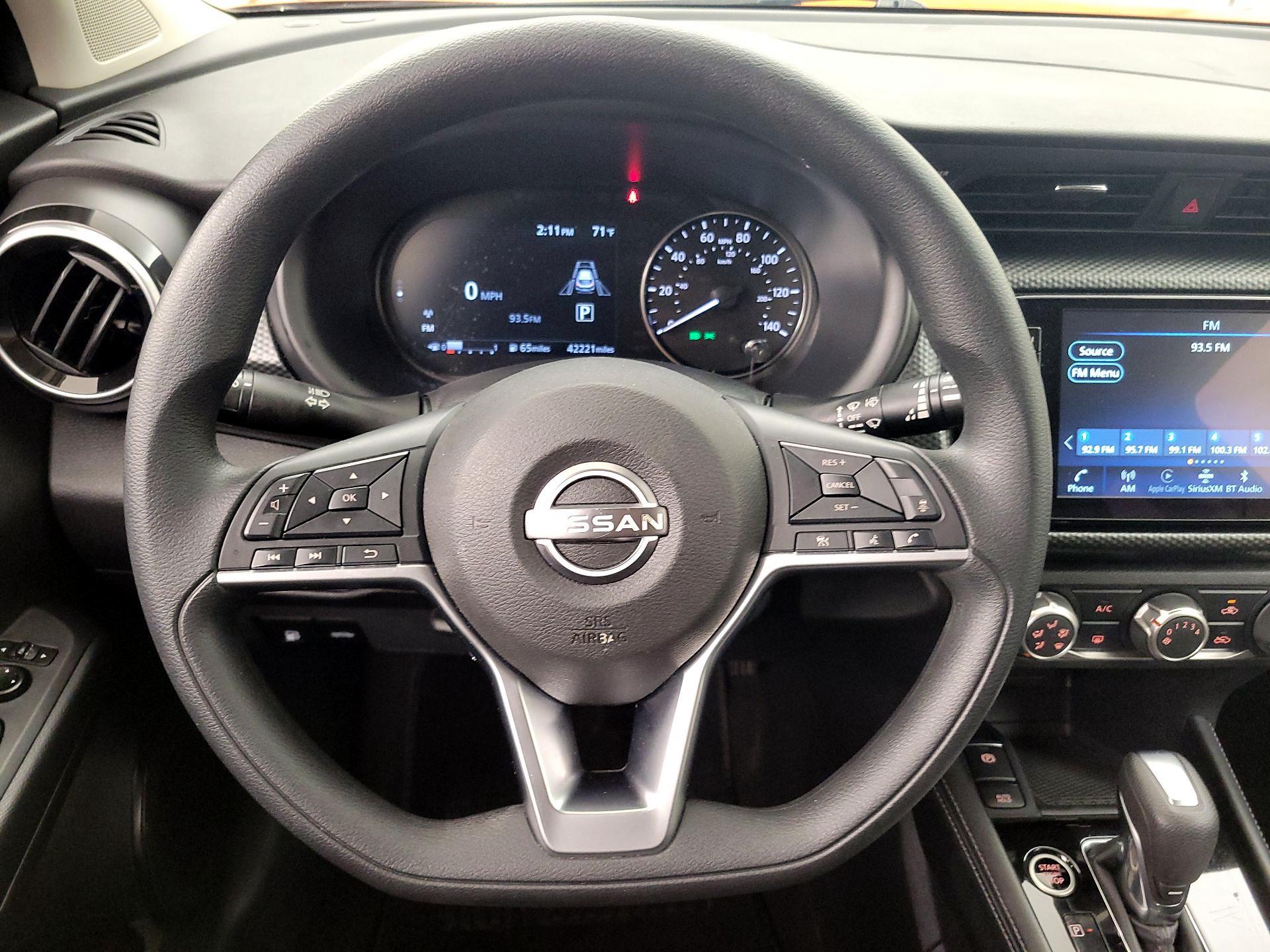 Thumbnail: 2023 Nissan Kicks - 10
