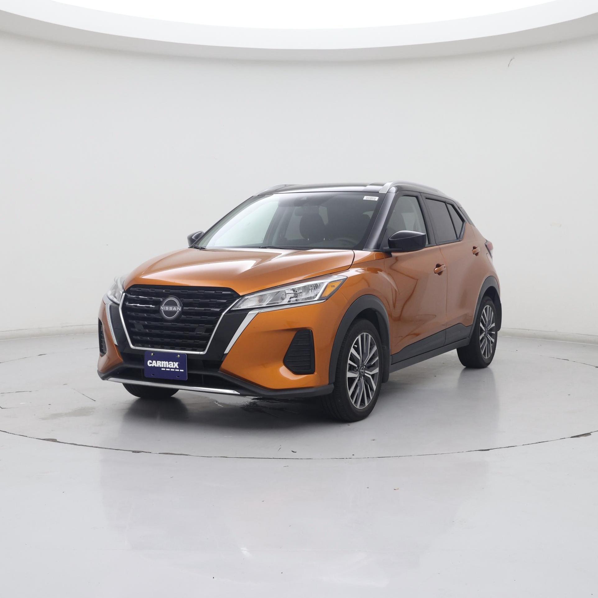 Thumbnail: 2023 Nissan Kicks - 4