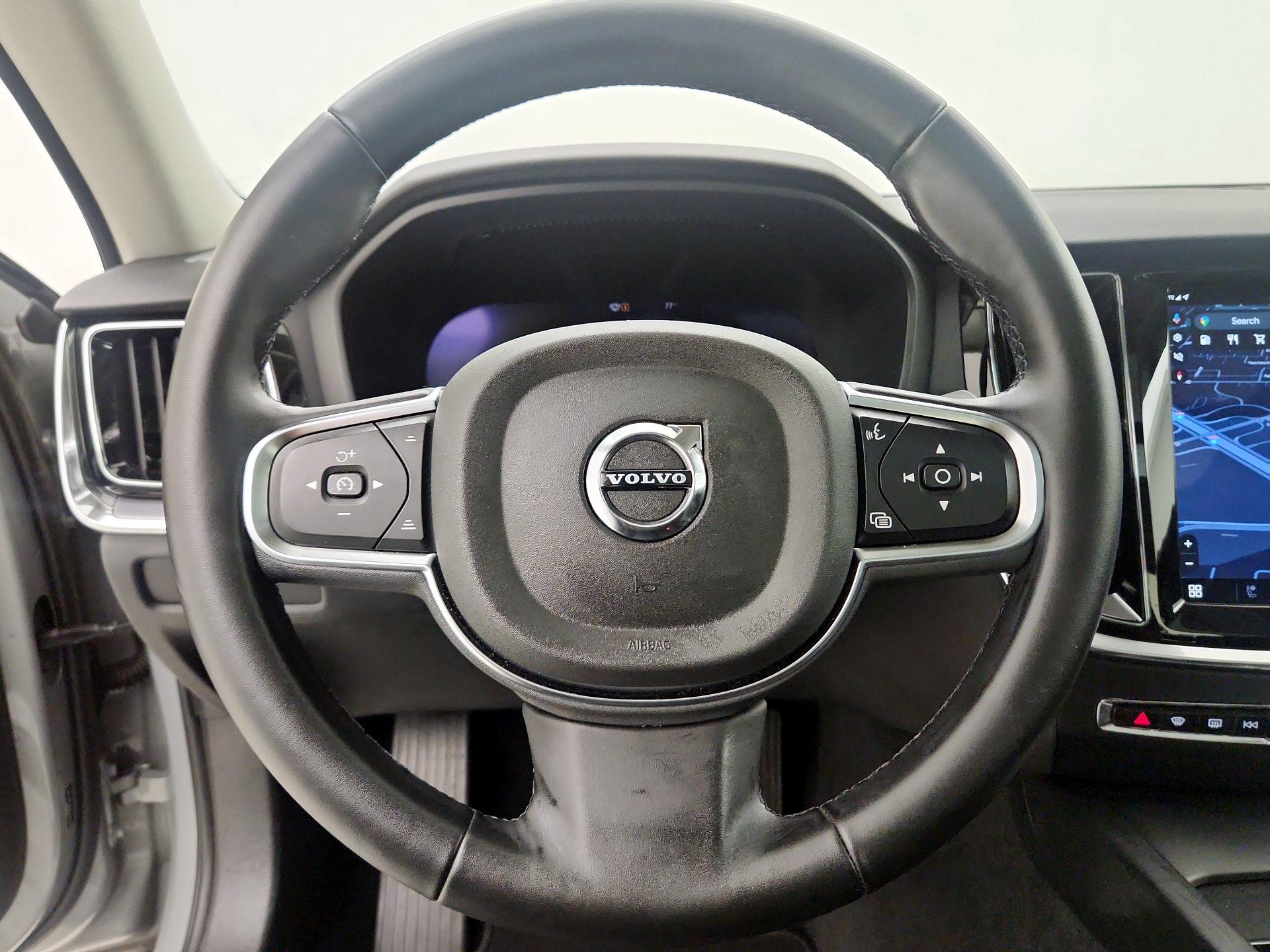 Thumbnail: 2025 Volvo S60 - 10