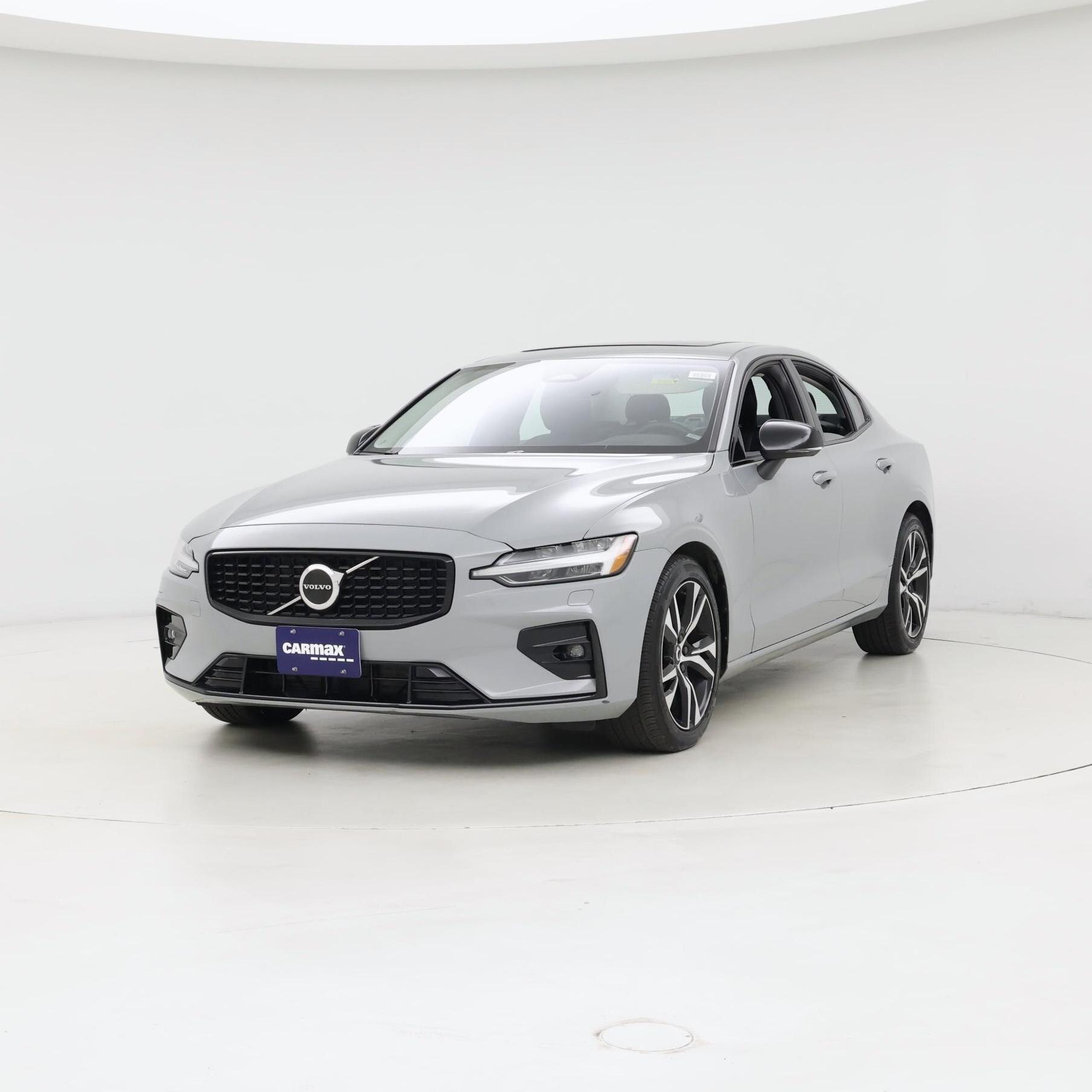 Thumbnail: 2025 Volvo S60 - 4