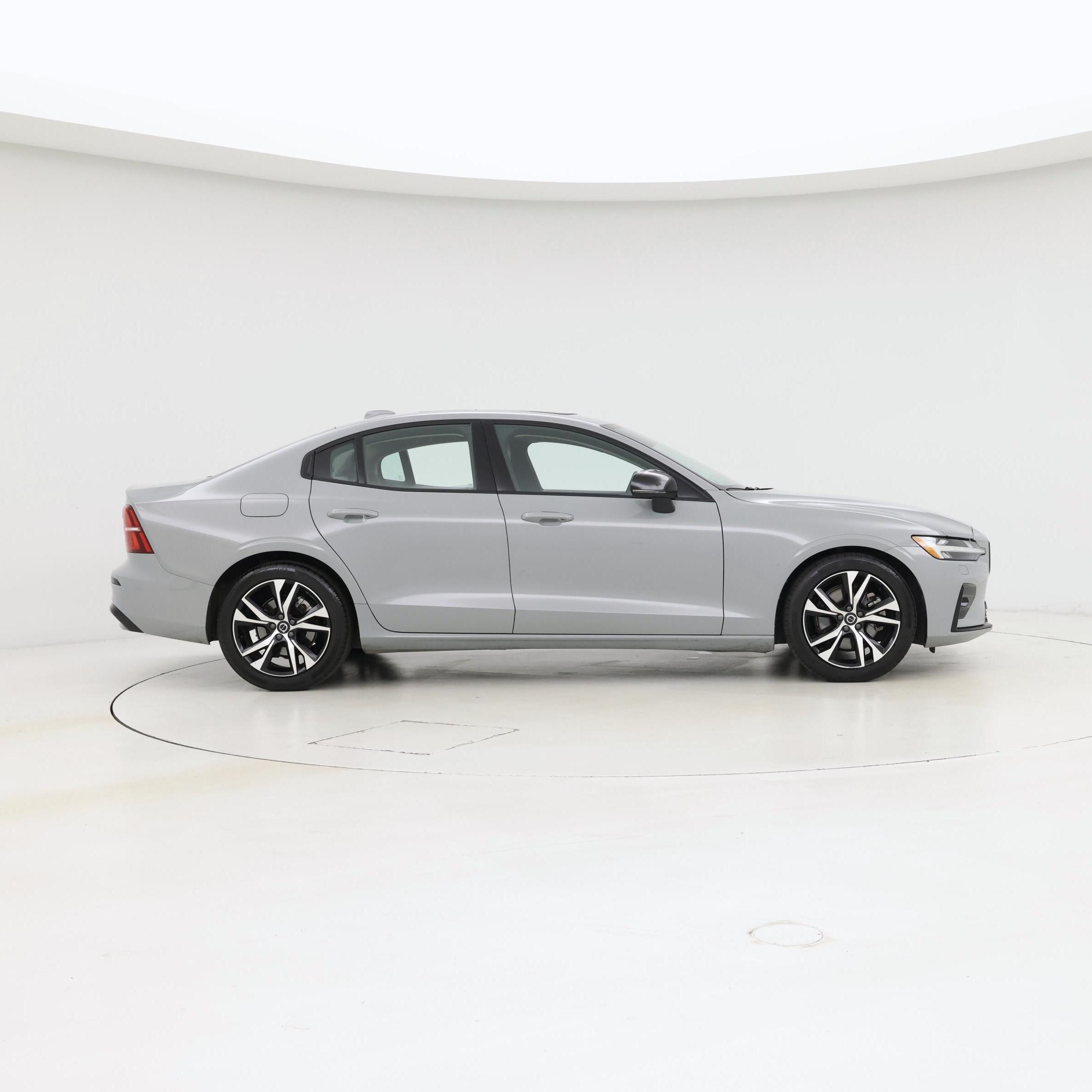 Thumbnail: 2025 Volvo S60 - 7