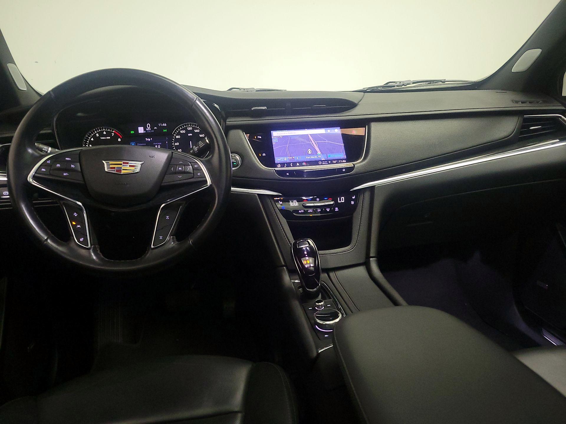 Thumbnail: 2023 Cadillac XT5 - 9