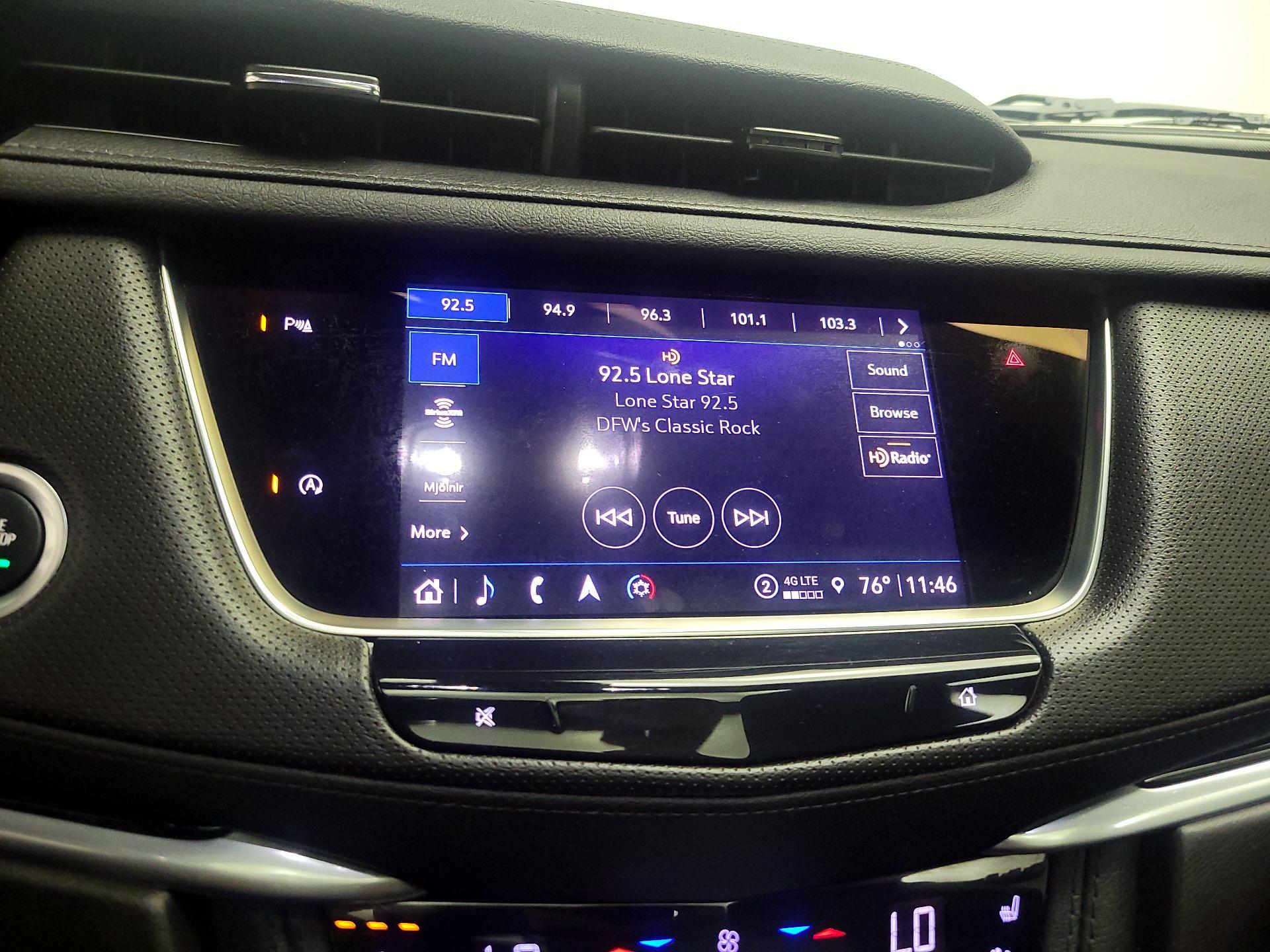 Thumbnail: 2023 Cadillac XT5 - 16