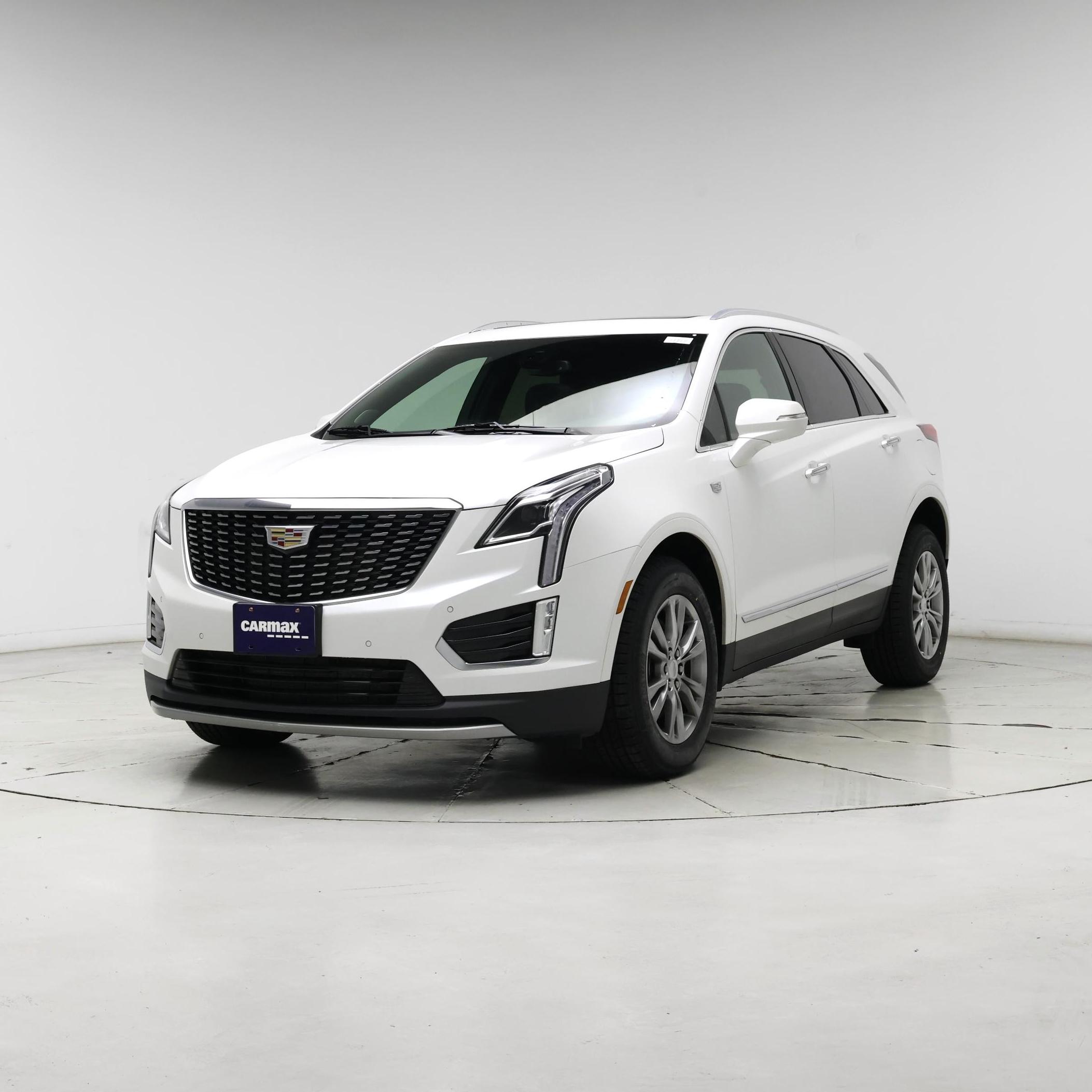 Thumbnail: 2023 Cadillac XT5 - 4
