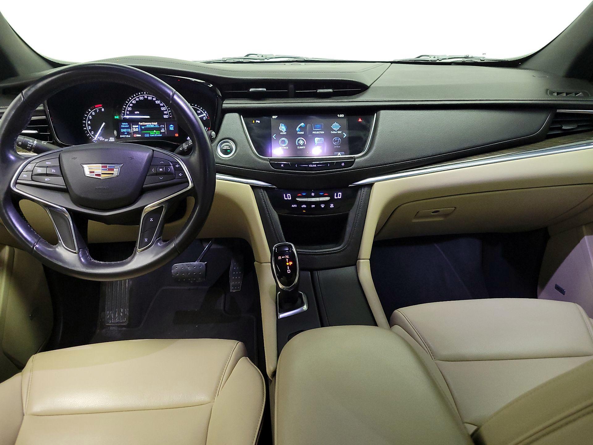 Thumbnail: 2018 Cadillac XT5 - 9
