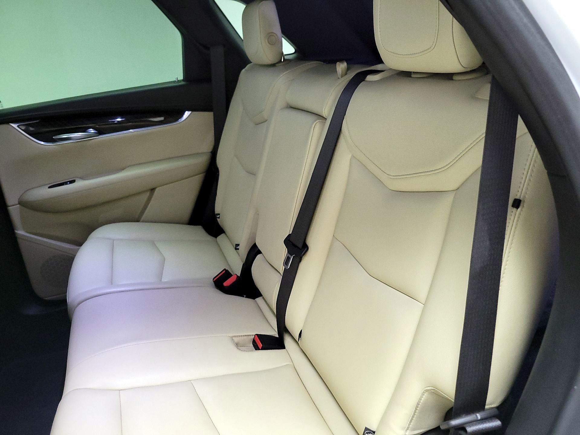 Thumbnail: 2018 Cadillac XT5 - 18