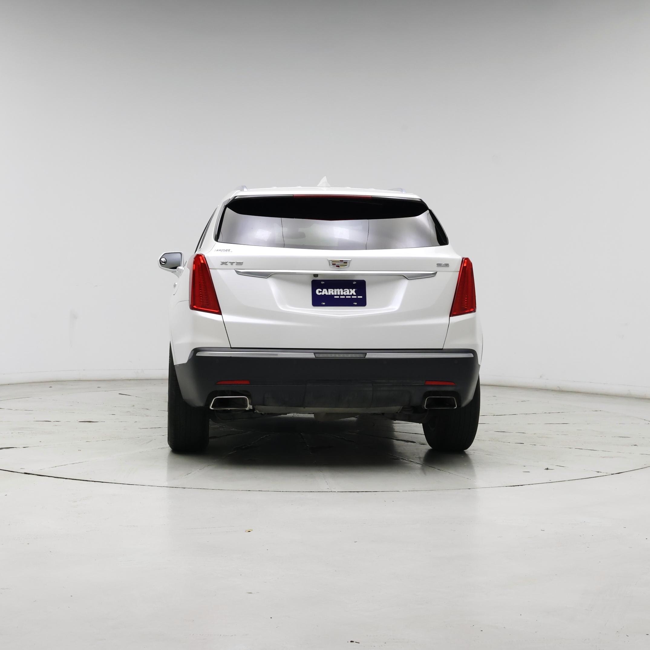 Thumbnail: 2018 Cadillac XT5 - 6